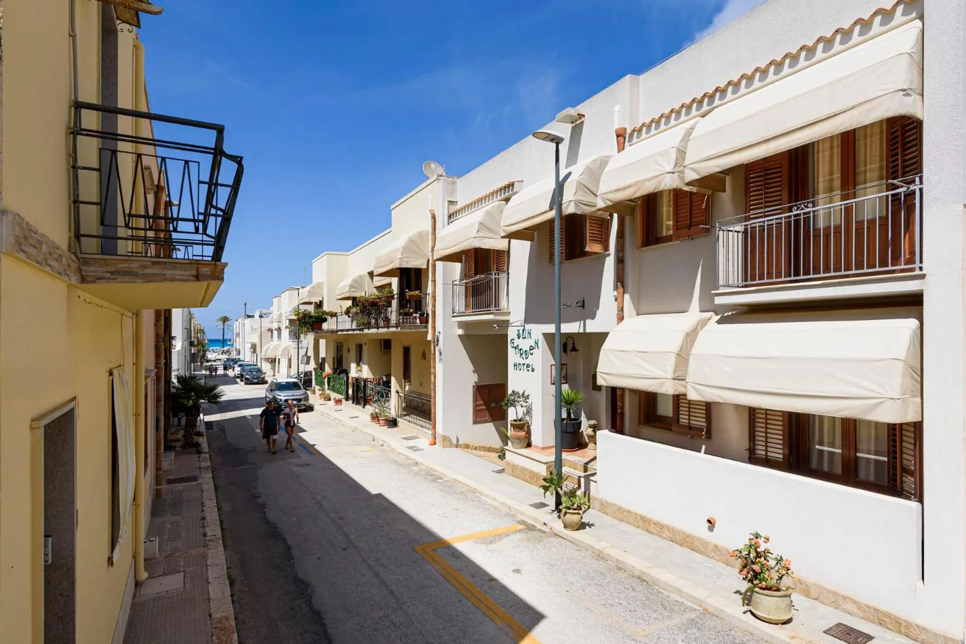 Property building in Sun Garden