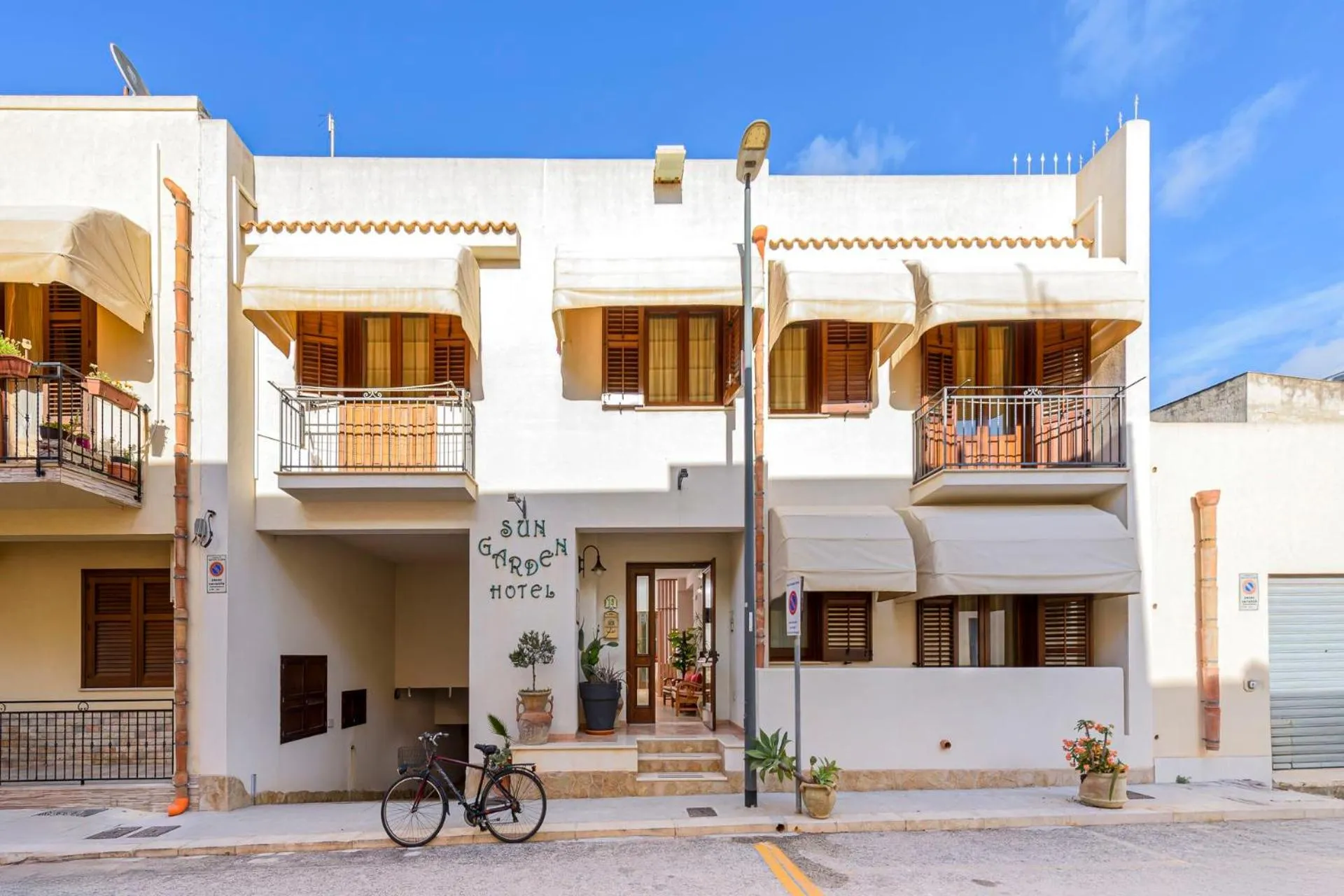 Property building in Sun Garden