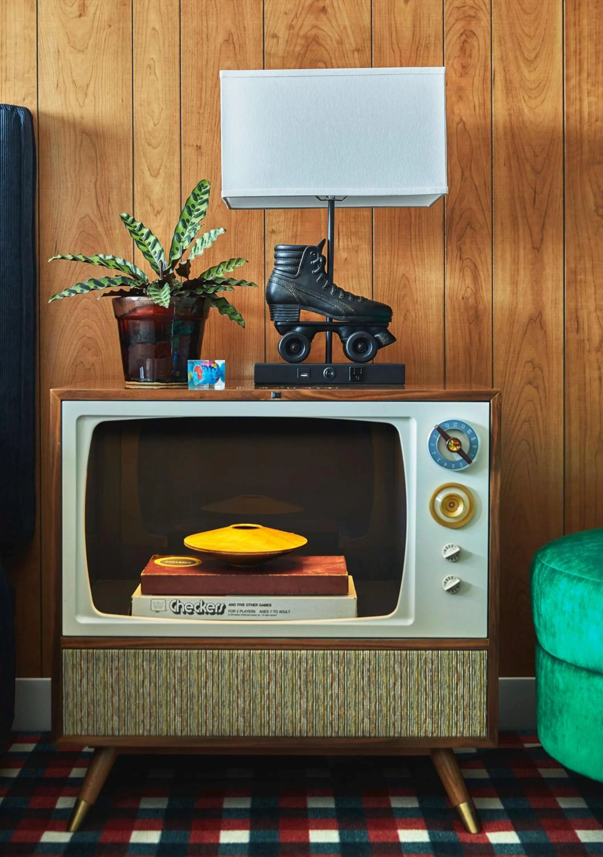 Living room in Graduate by Hilton Lincoln