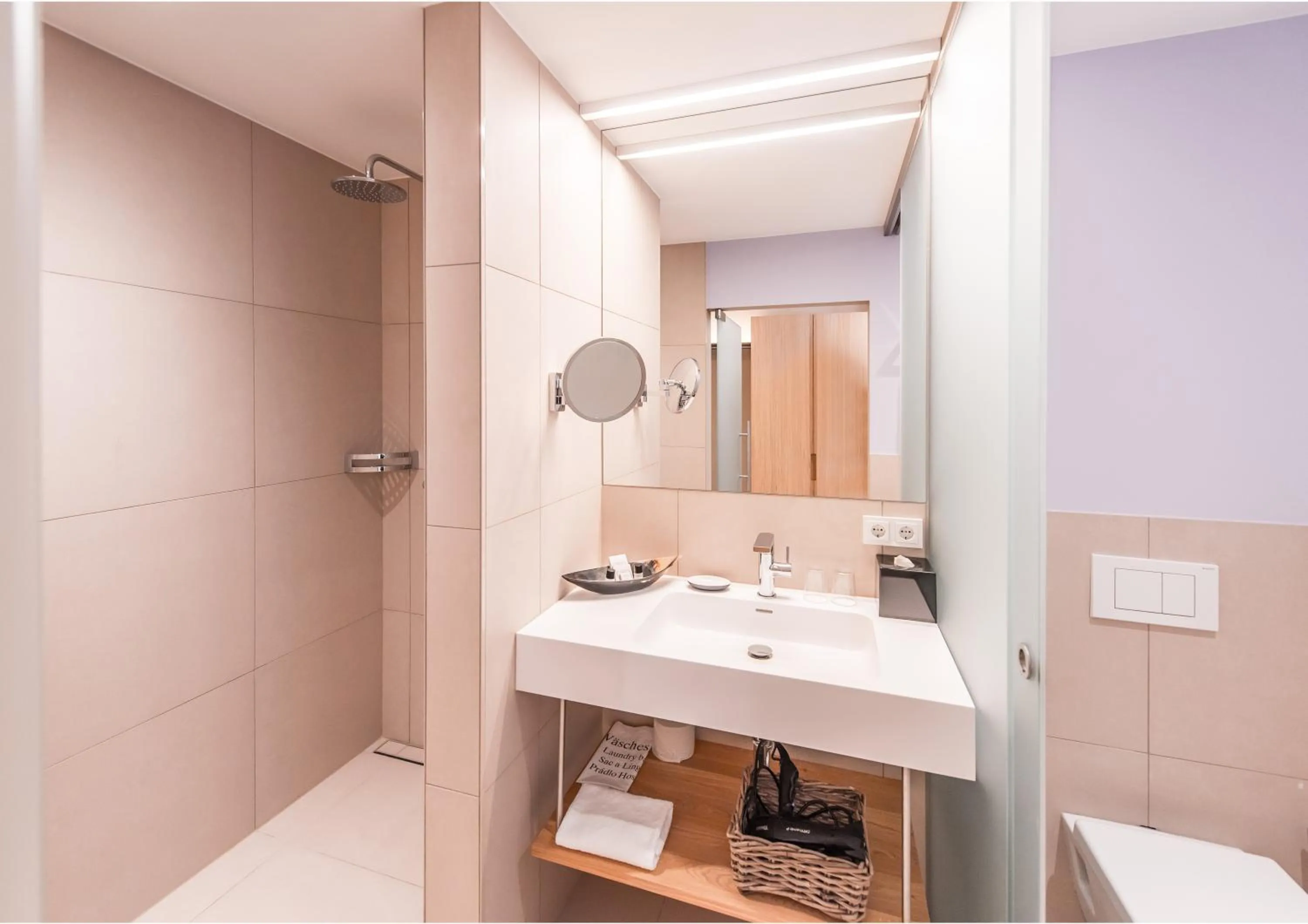 Bathroom in Göttfried - essen trinken schlafen