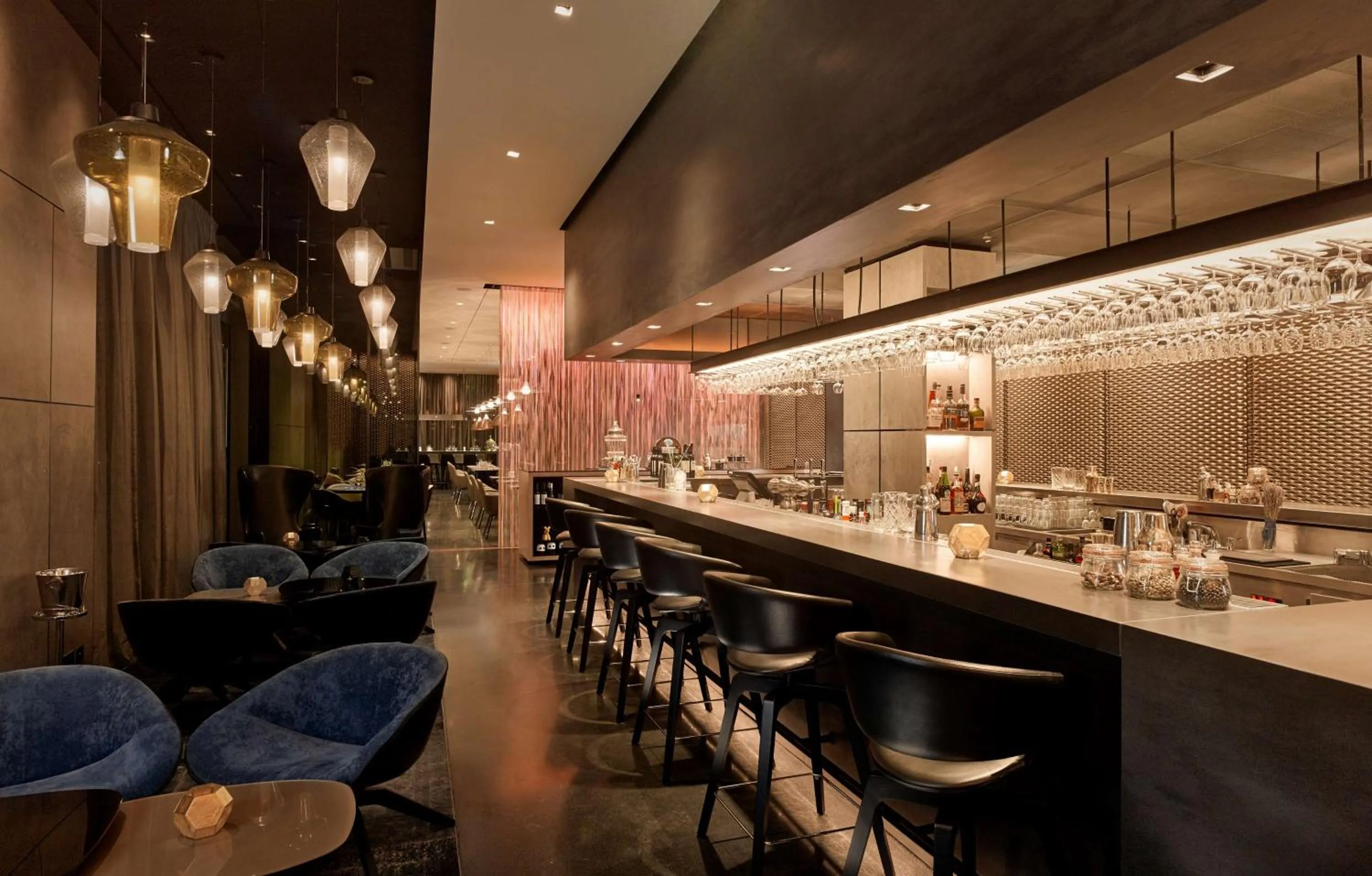 Lounge or bar in Park Plaza London Waterloo