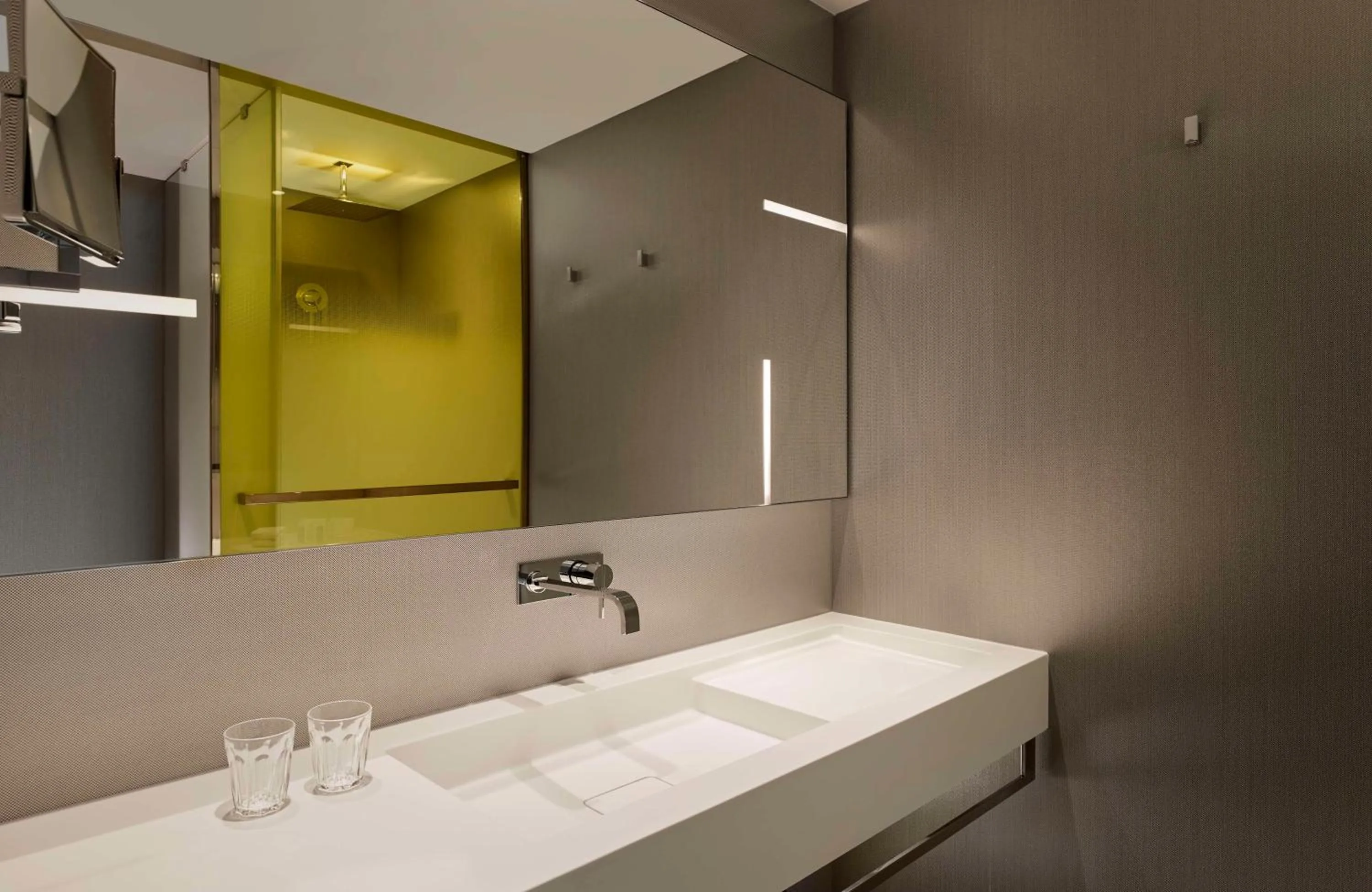 Bathroom in Park Plaza London Waterloo