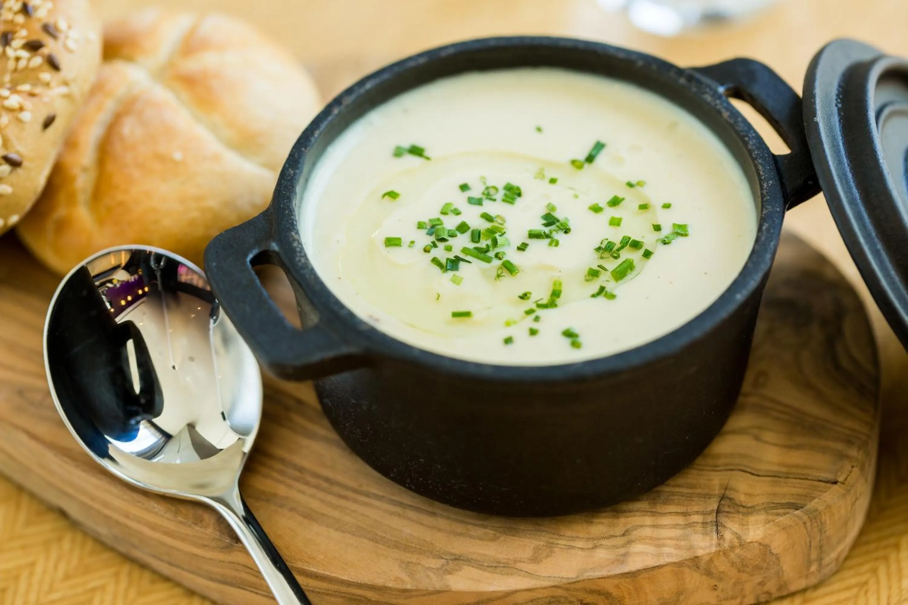 Food and drinks in Park Plaza London, Park Royal