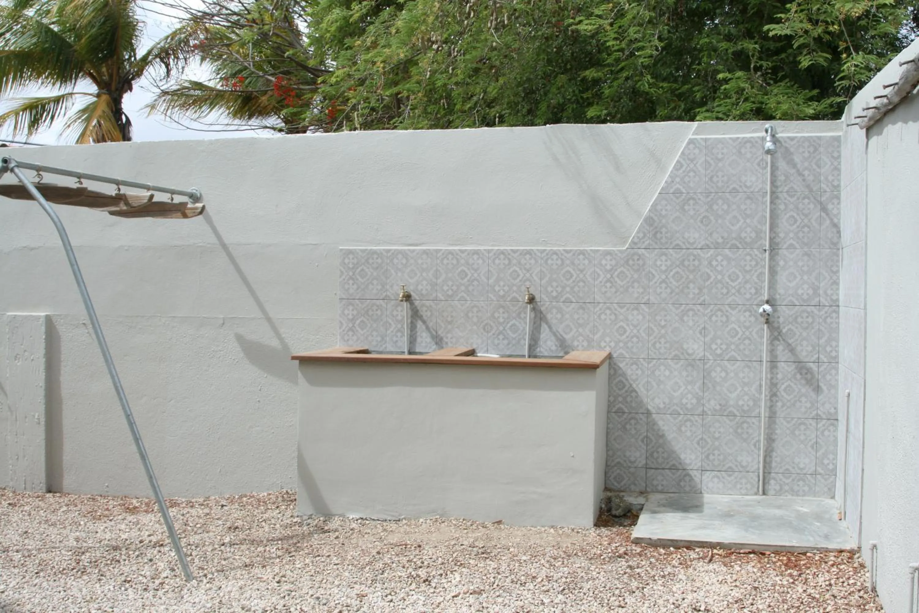 Property building in BnBBonaire near the ocean