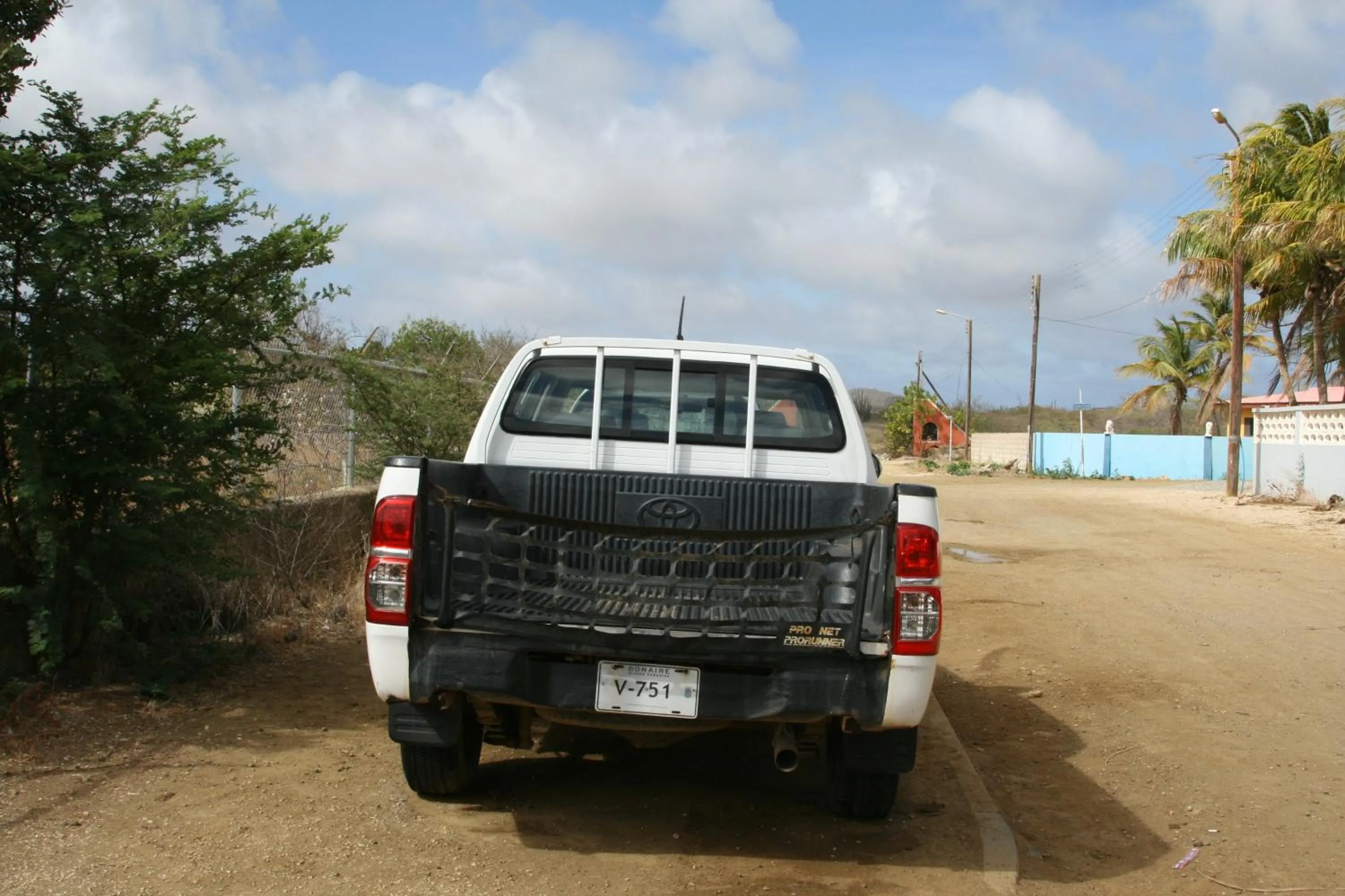 Property building in BnBBonaire near the ocean