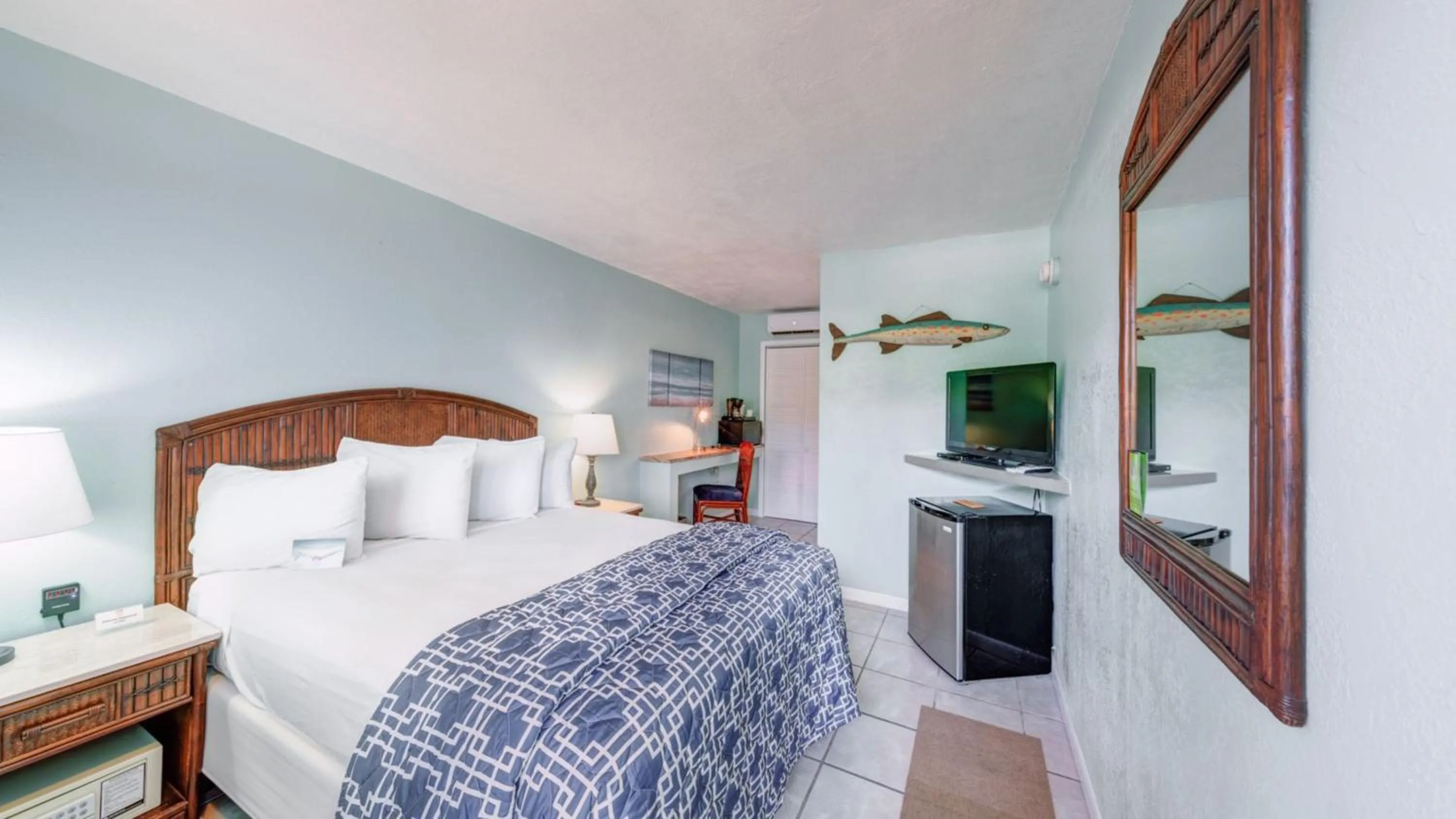 Bed in Creekside Inn