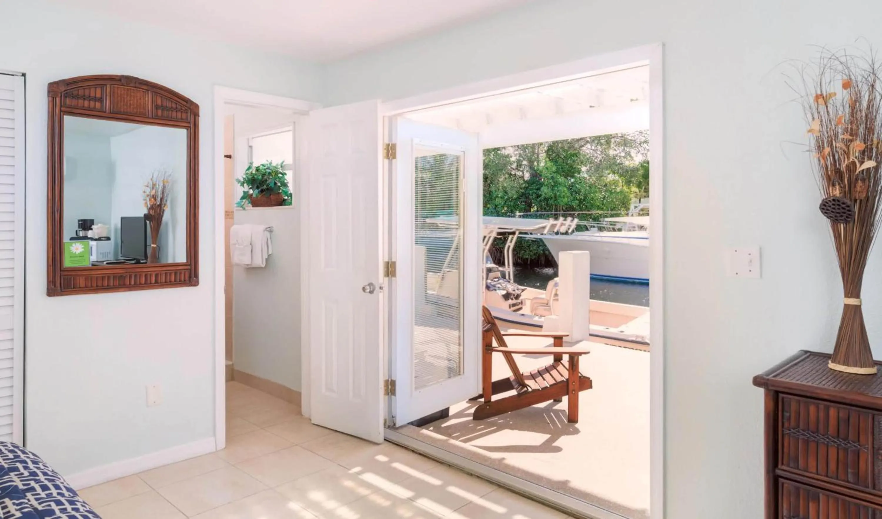 Patio in Creekside Inn