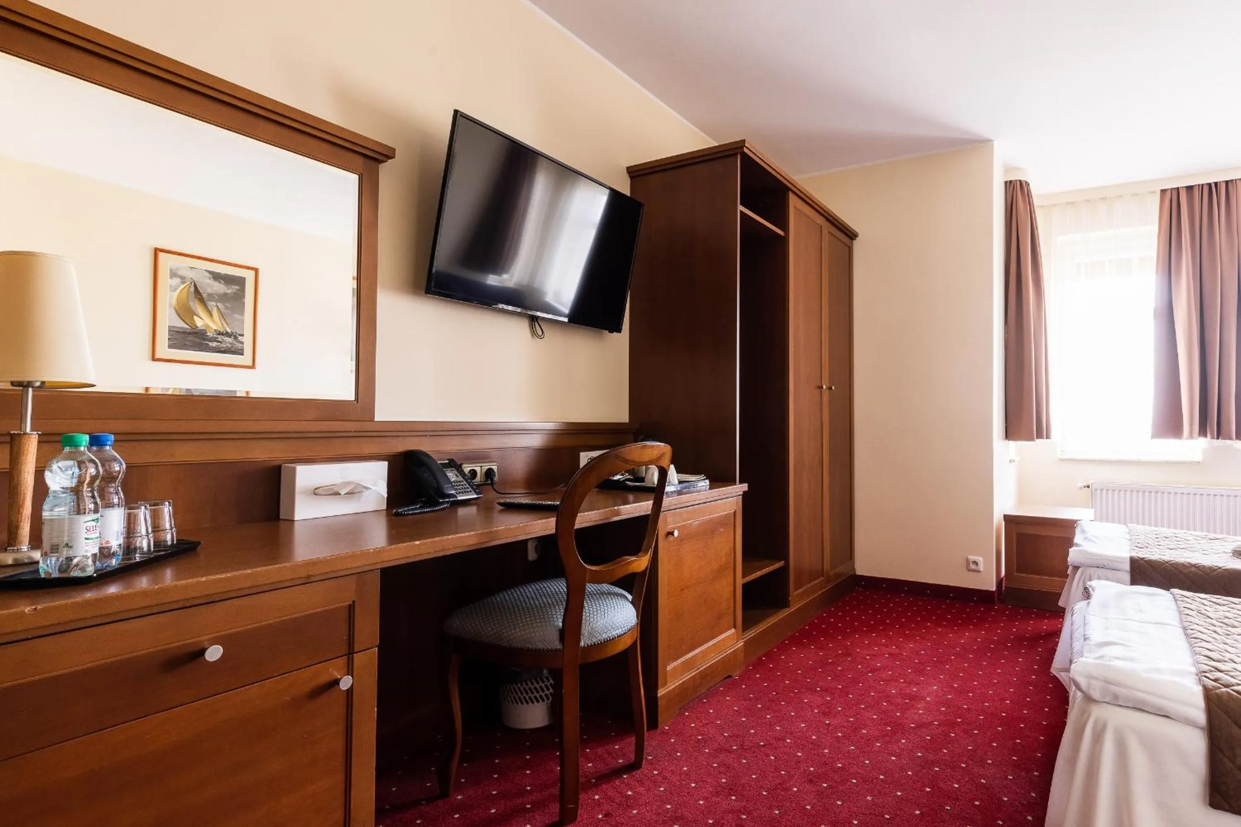 TV and multimedia, Bed in Hotel Diamond w Białym Dworku