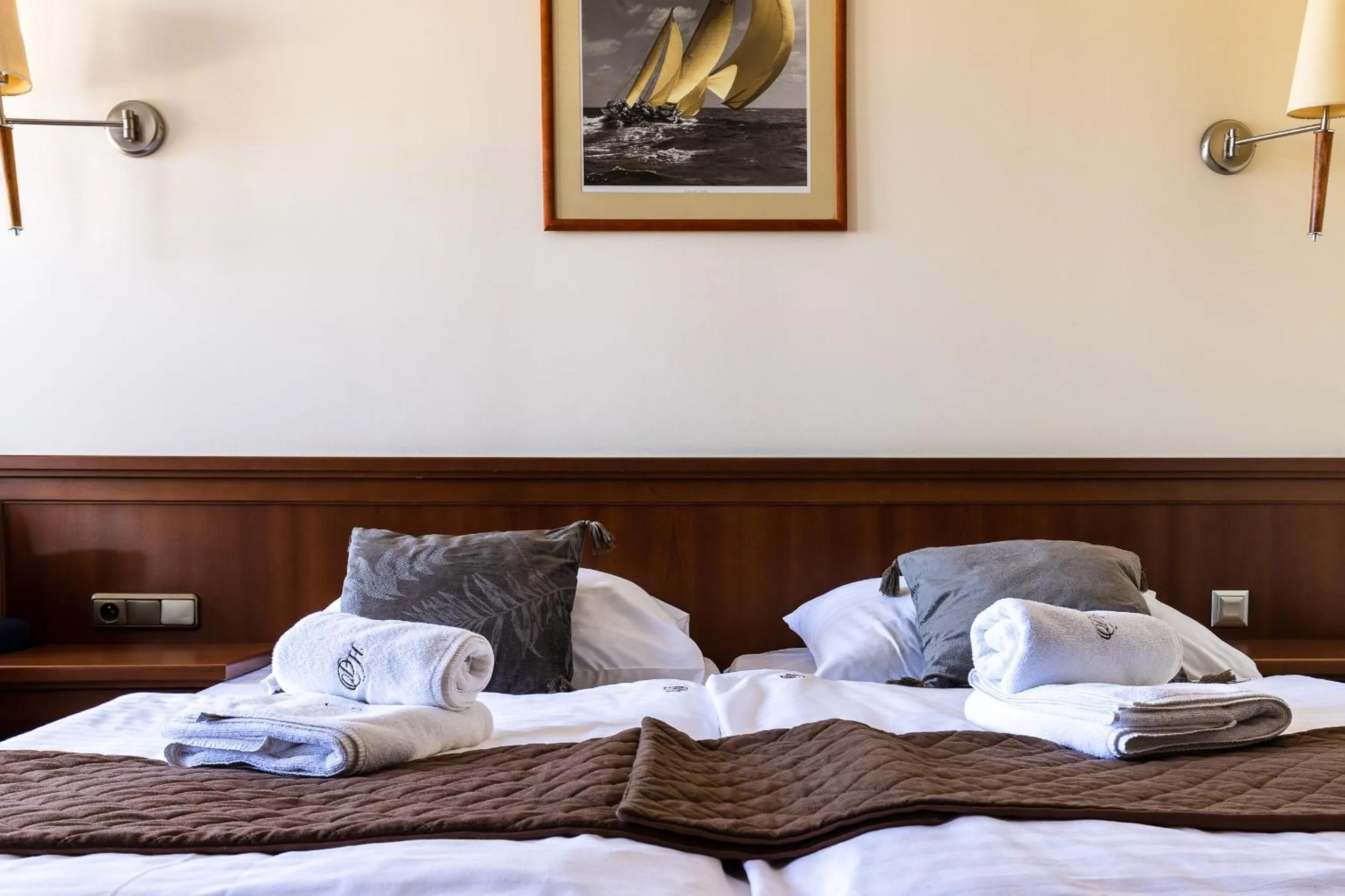 Bed in Hotel Diamond w Białym Dworku