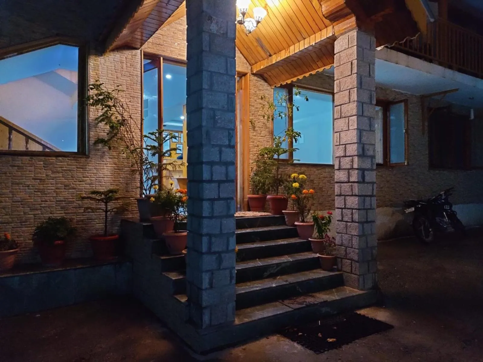 Night in Hotel Mountain face by Snow City Hotels