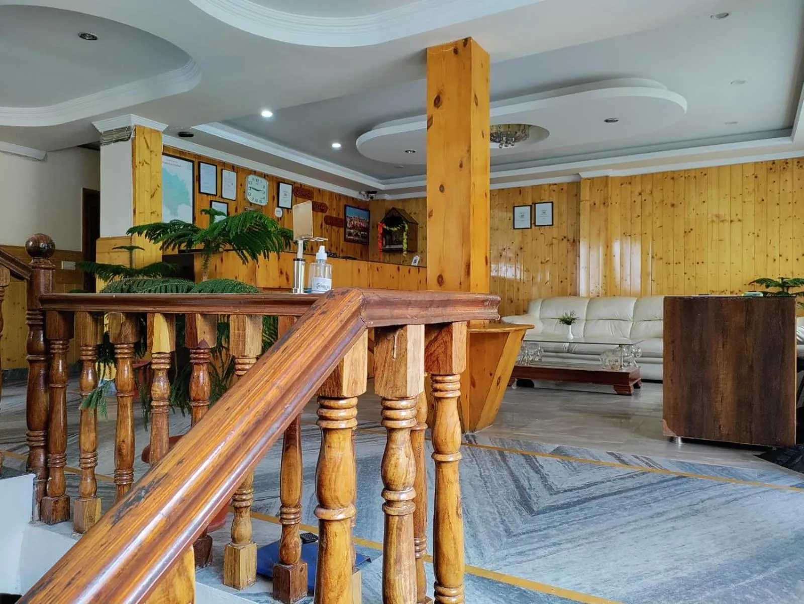 Living room in Hotel Mountain face by Snow City Hotels