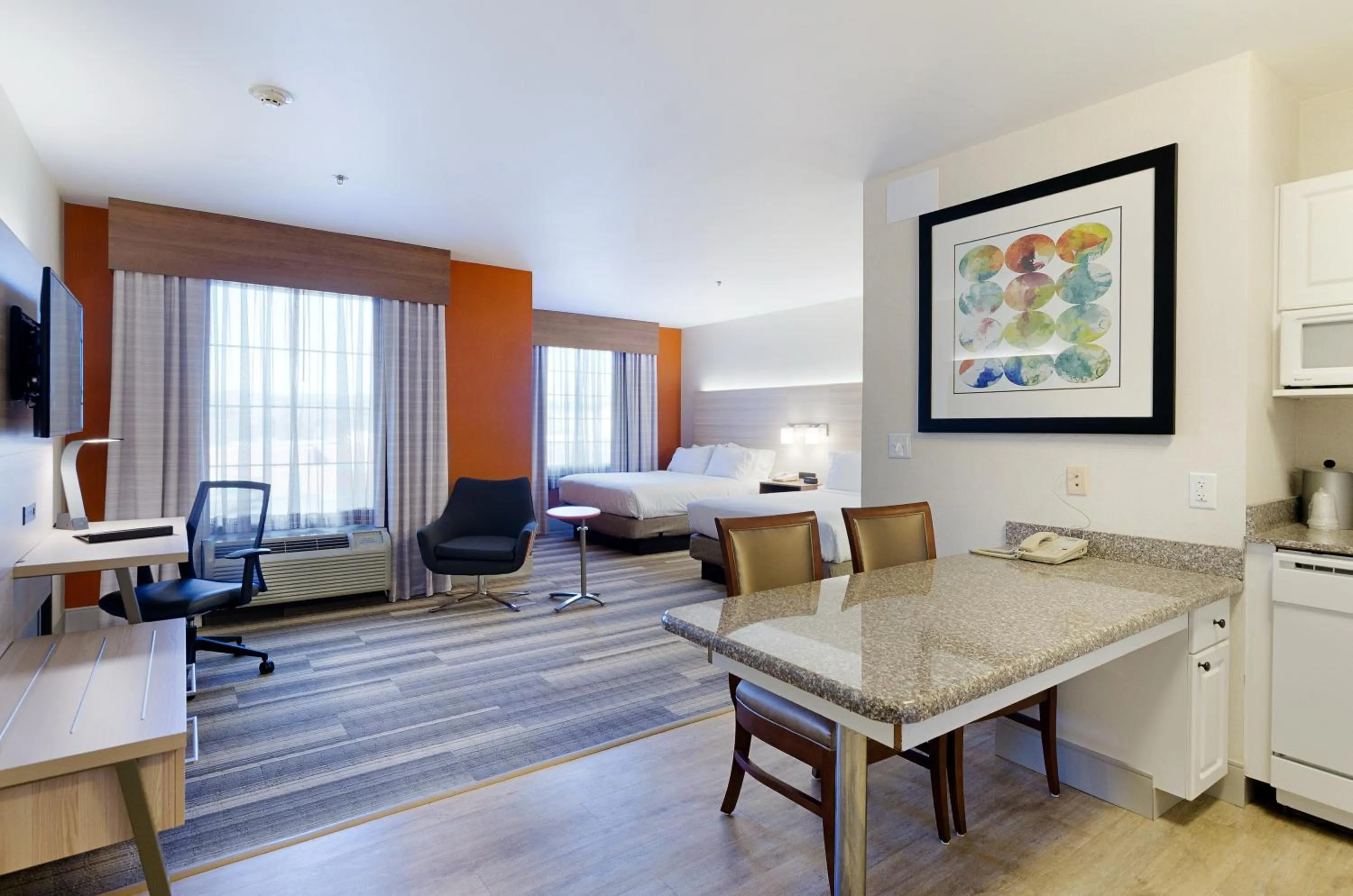 Bed in Holiday Inn Express Lexington by IHG