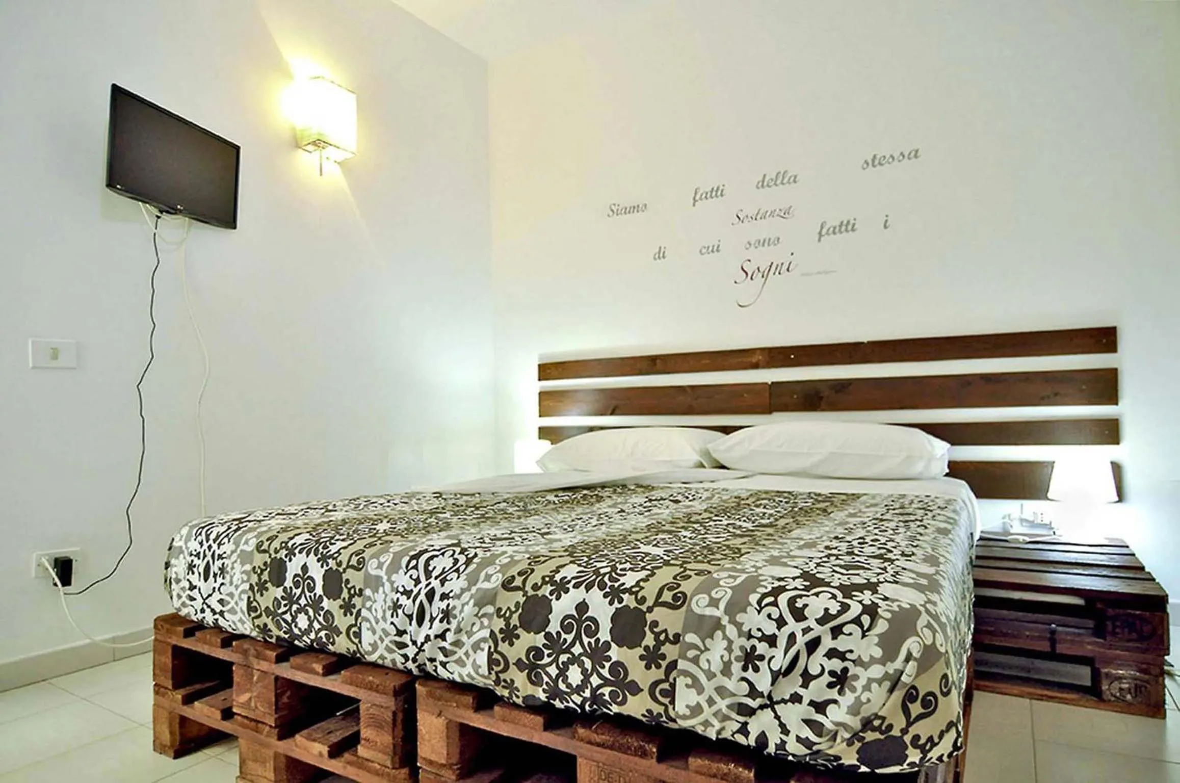 Photo of the whole room, Bed in A Casa di Anna