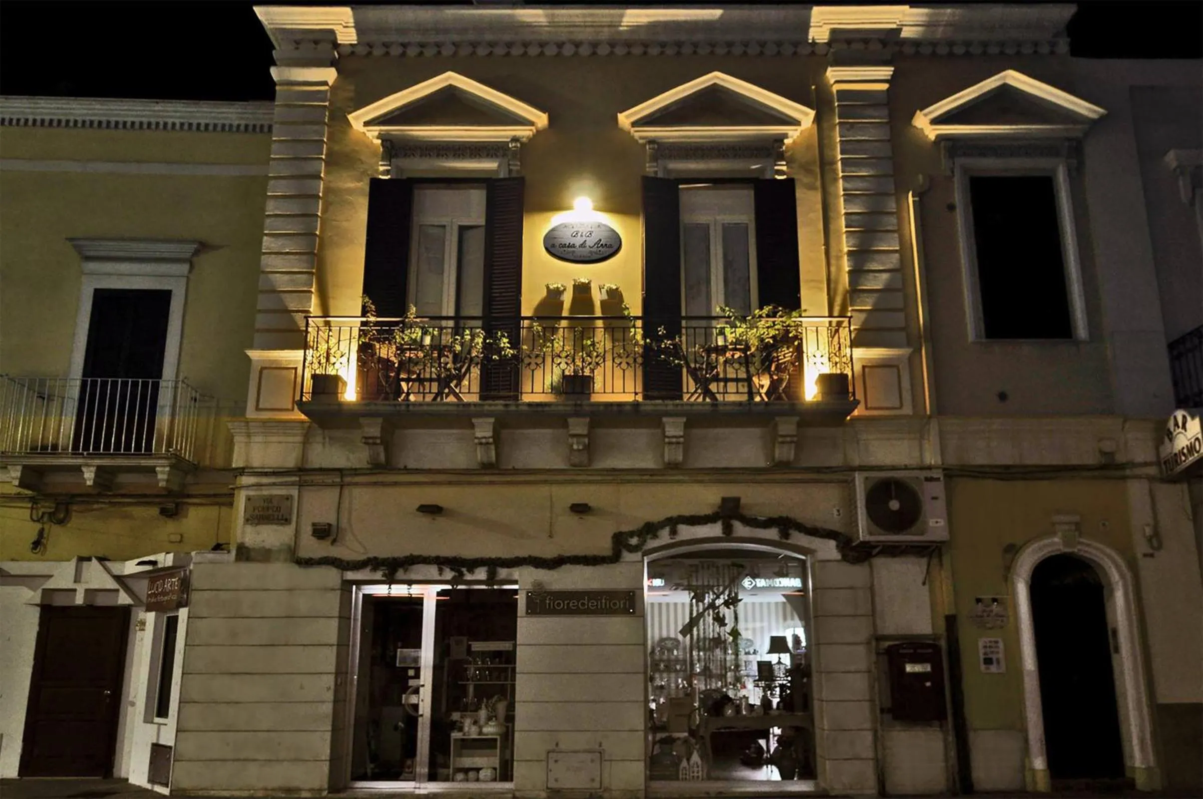 Property building in A Casa di Anna