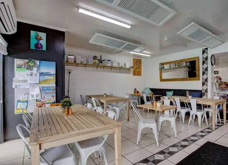 Property building in Kurrimine Beach Holiday Park