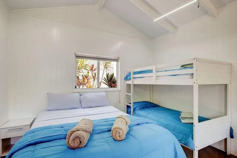 Bed in Kurrimine Beach Holiday Park
