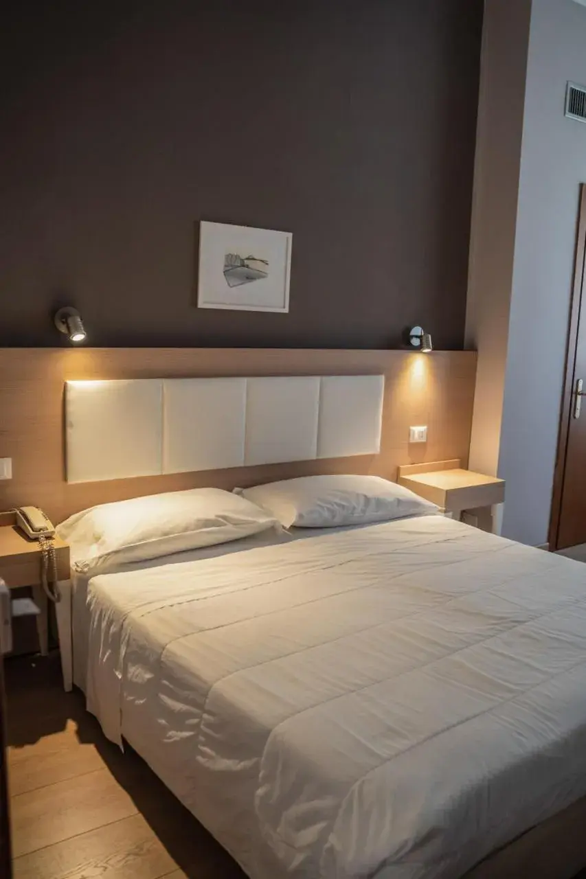 Double or Twin Room in Hotel Mediterraneo Double or Twin Room in Hotel Mediterraneo