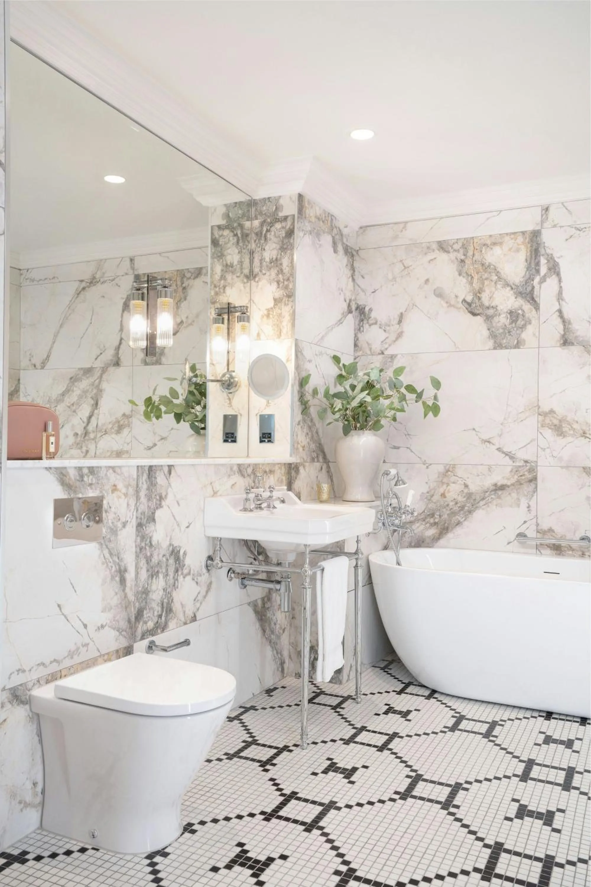 Bathroom in Mount Juliet Estate, Autograph Collection