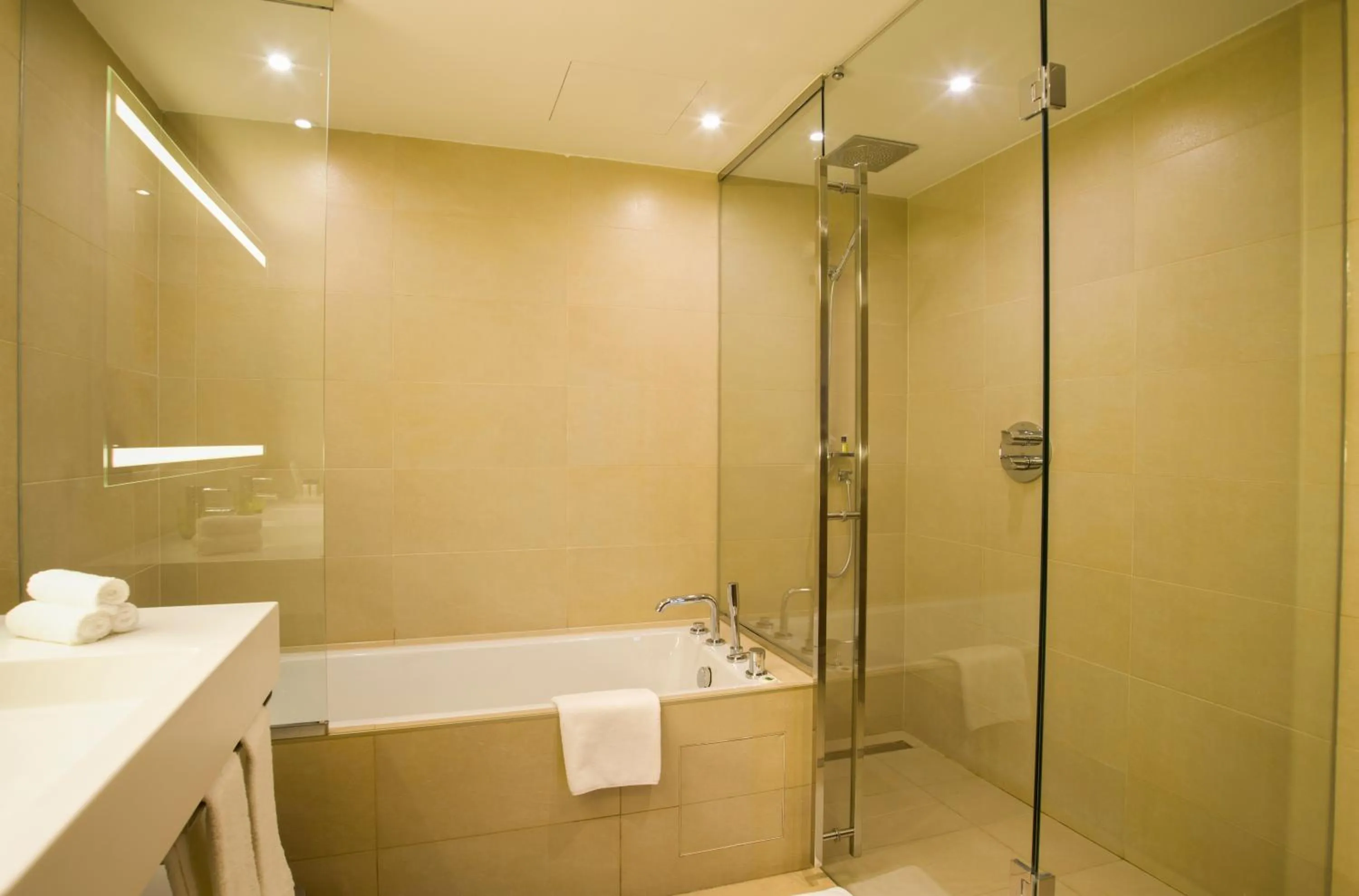 Bathroom in Holiday Inn Algiers - Cheraga Tower by IHG
