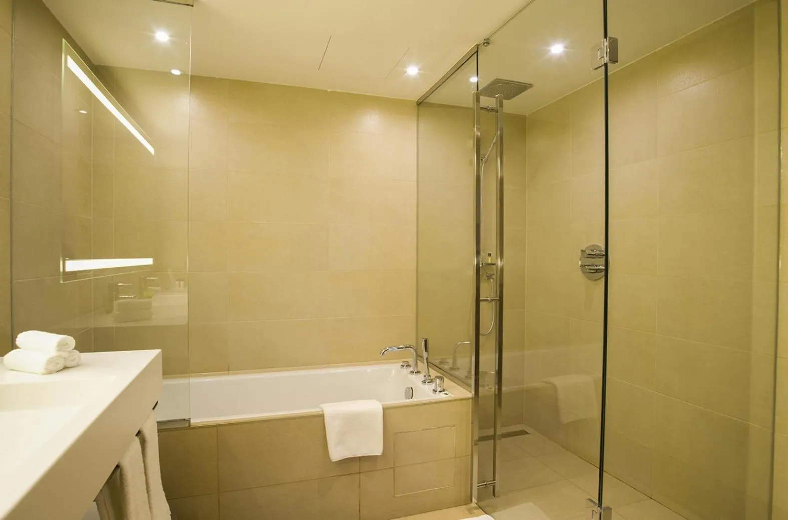 Bathroom in Holiday Inn Algiers - Cheraga Tower by IHG
