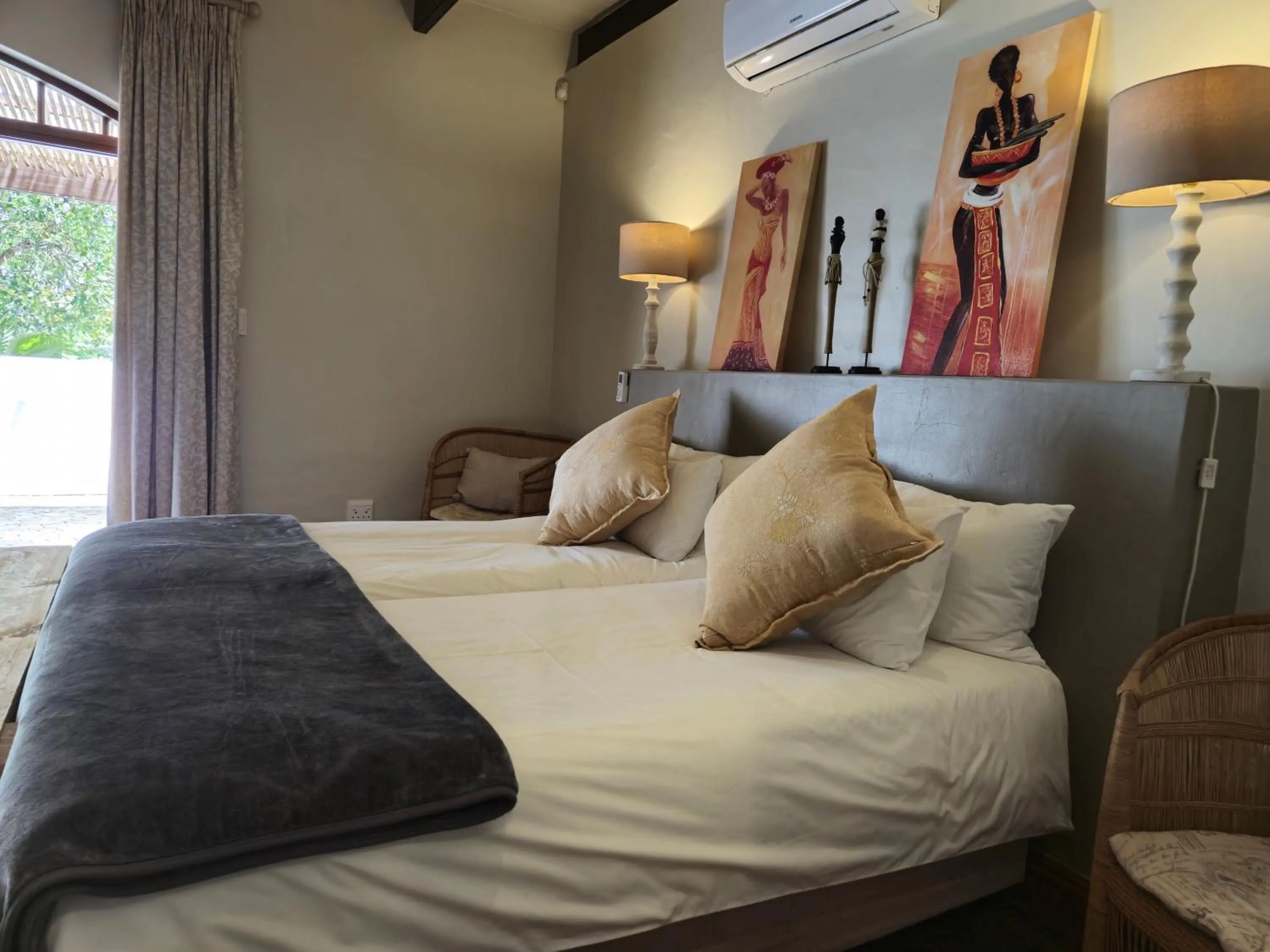 Bed in De Leeuwenhof Estate