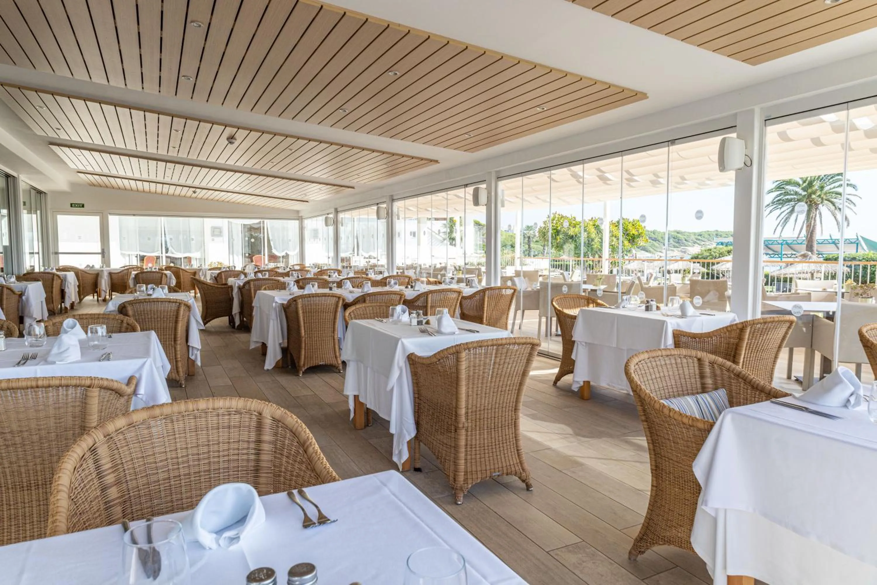 Restaurant/places to eat in Seth Santo Tomás