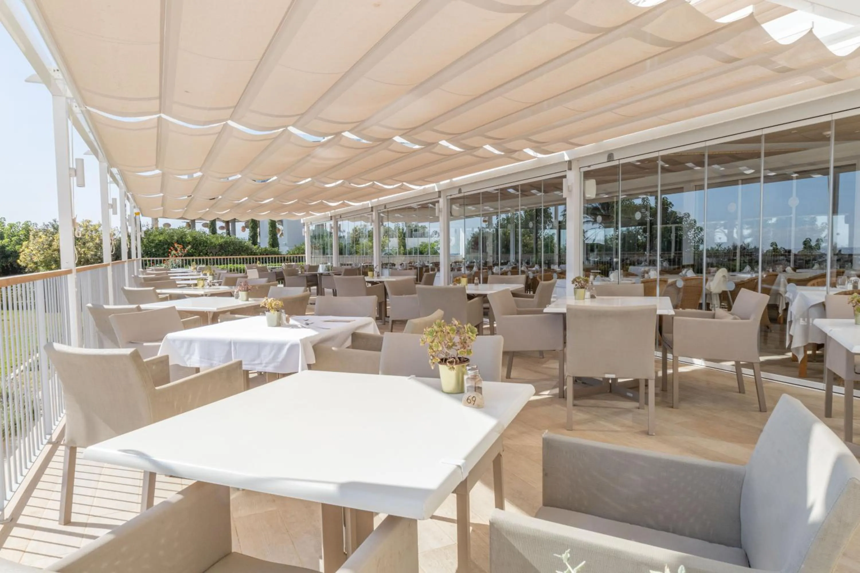 Restaurant/places to eat in Seth Santo Tomás