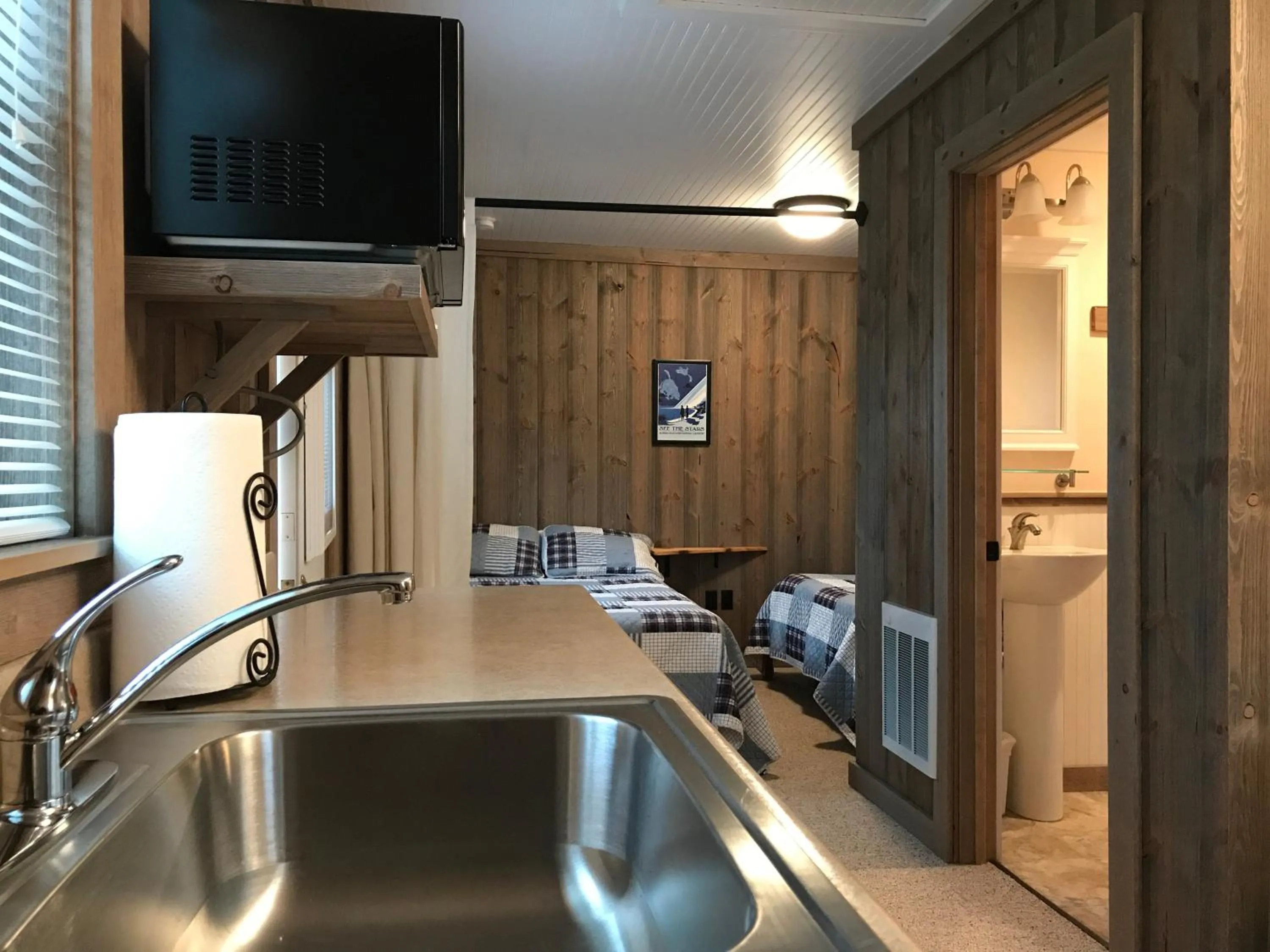 Bathroom in Cedar Ridge Cabins