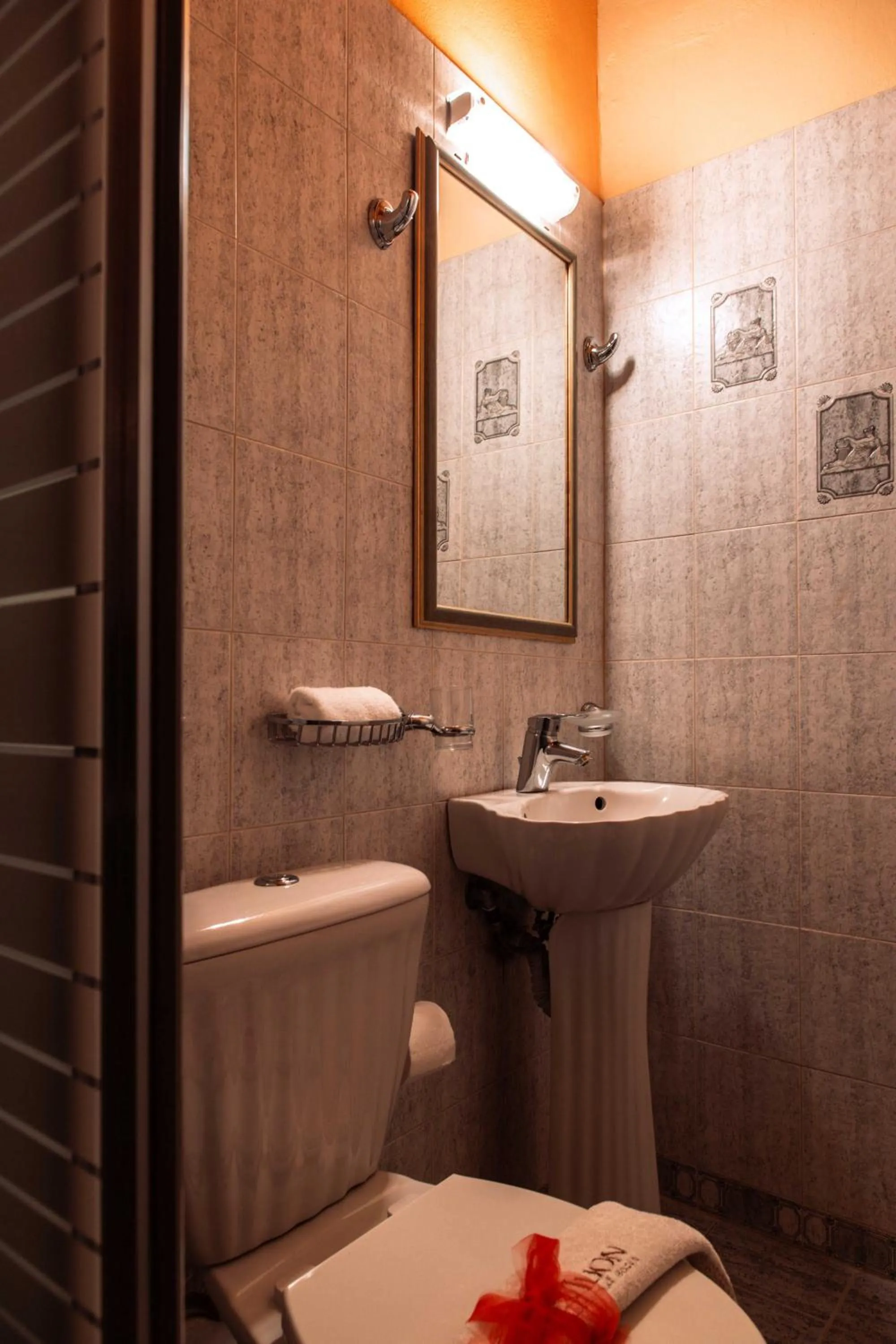 Bathroom in Ilion Hotel