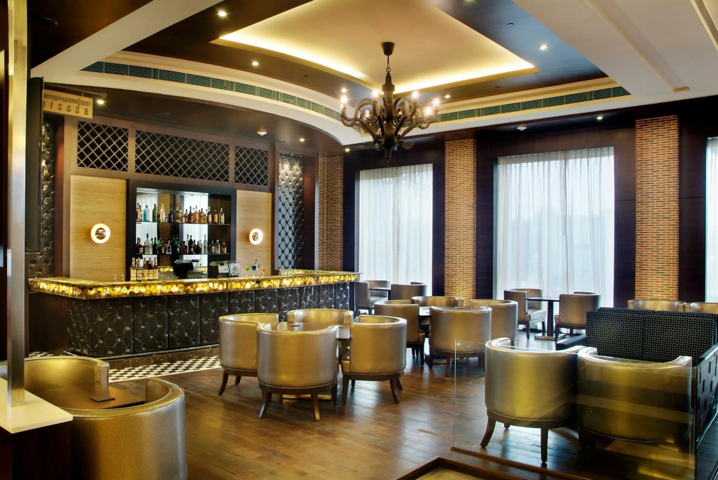Lobby or reception in Goldfinch Hotel Delhi NCR