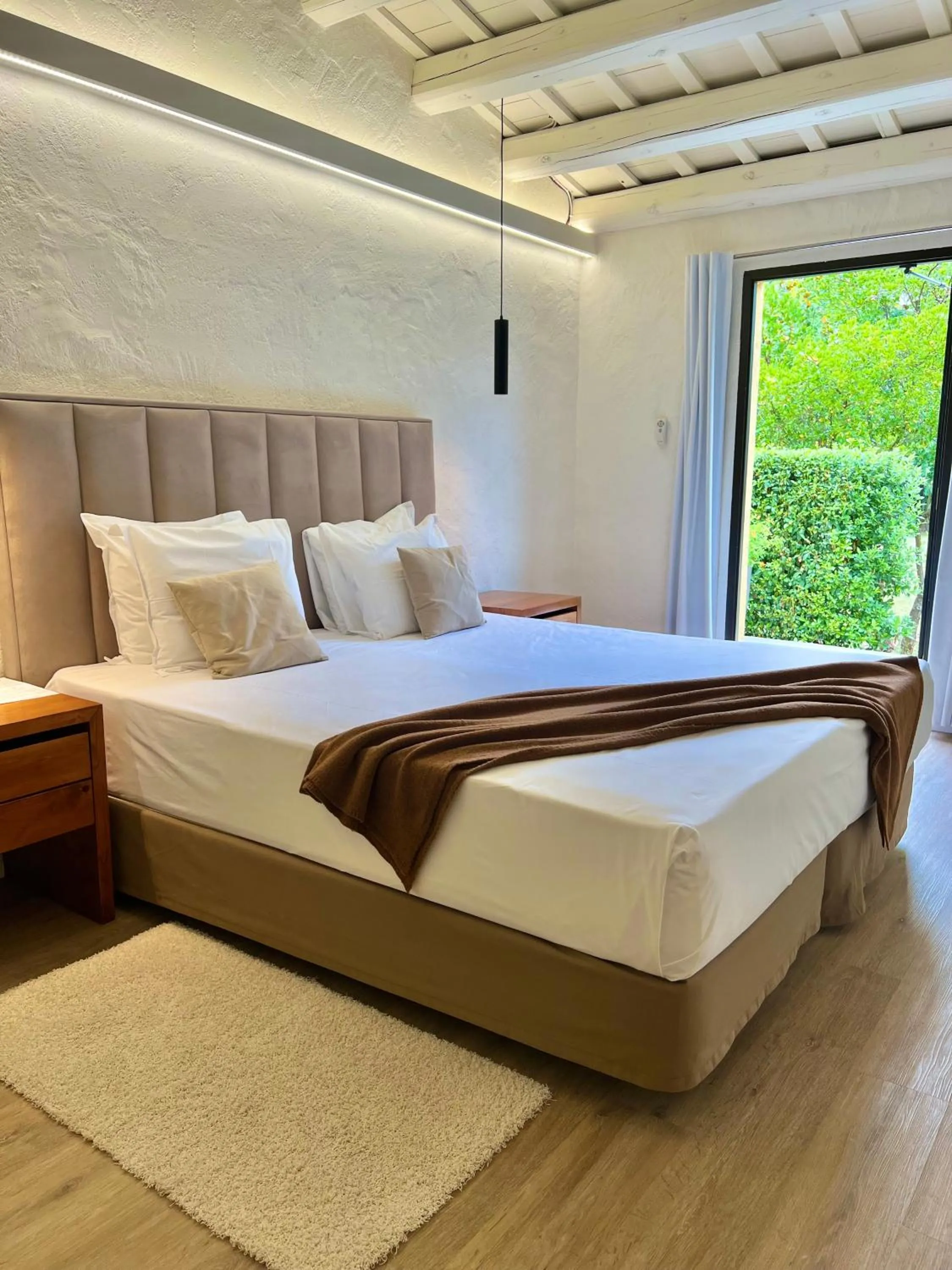 Bedroom, Bed in Hotel Aatu - Adults Only