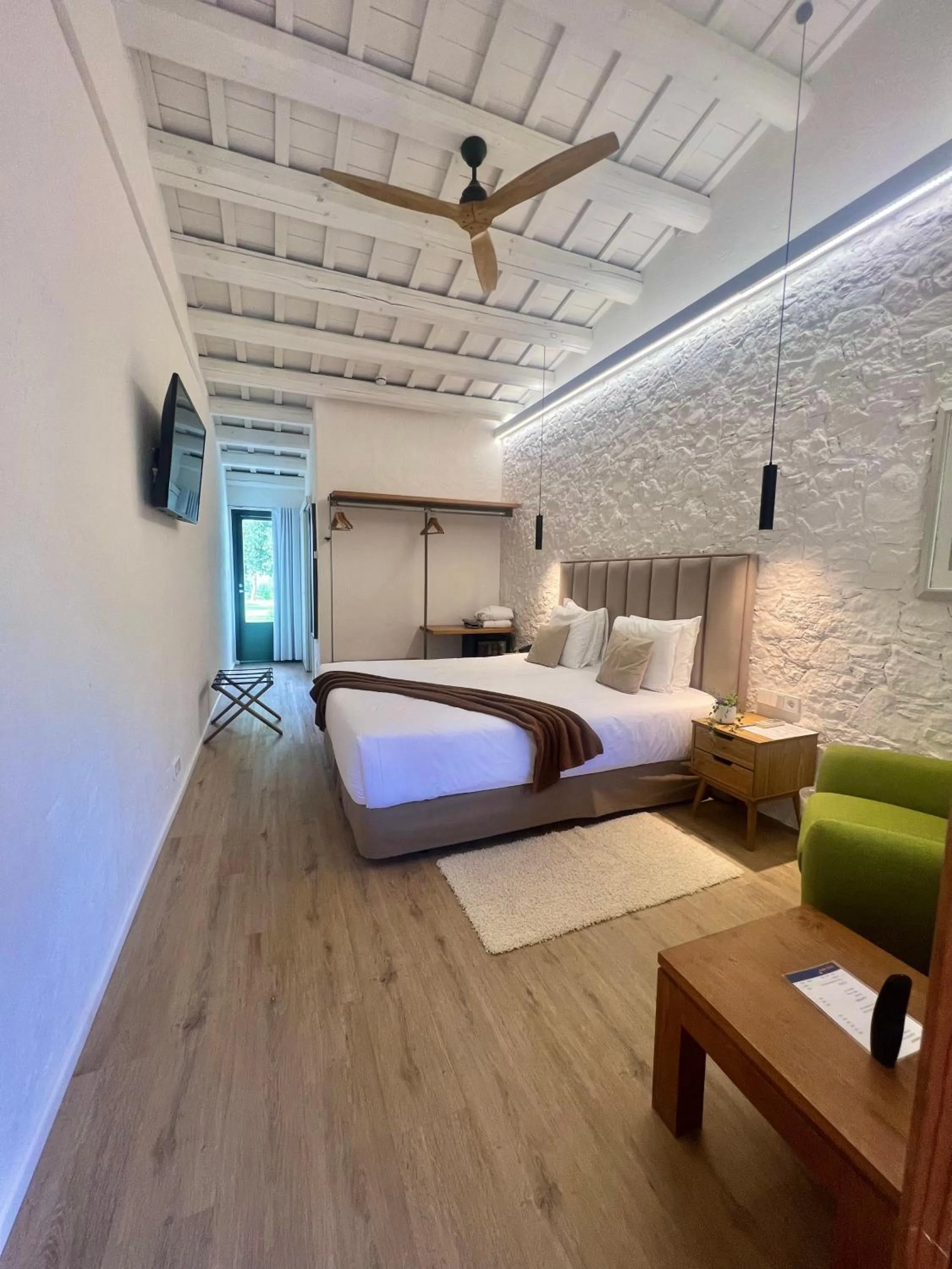 Bedroom, Bed in Hotel Aatu - Adults Only
