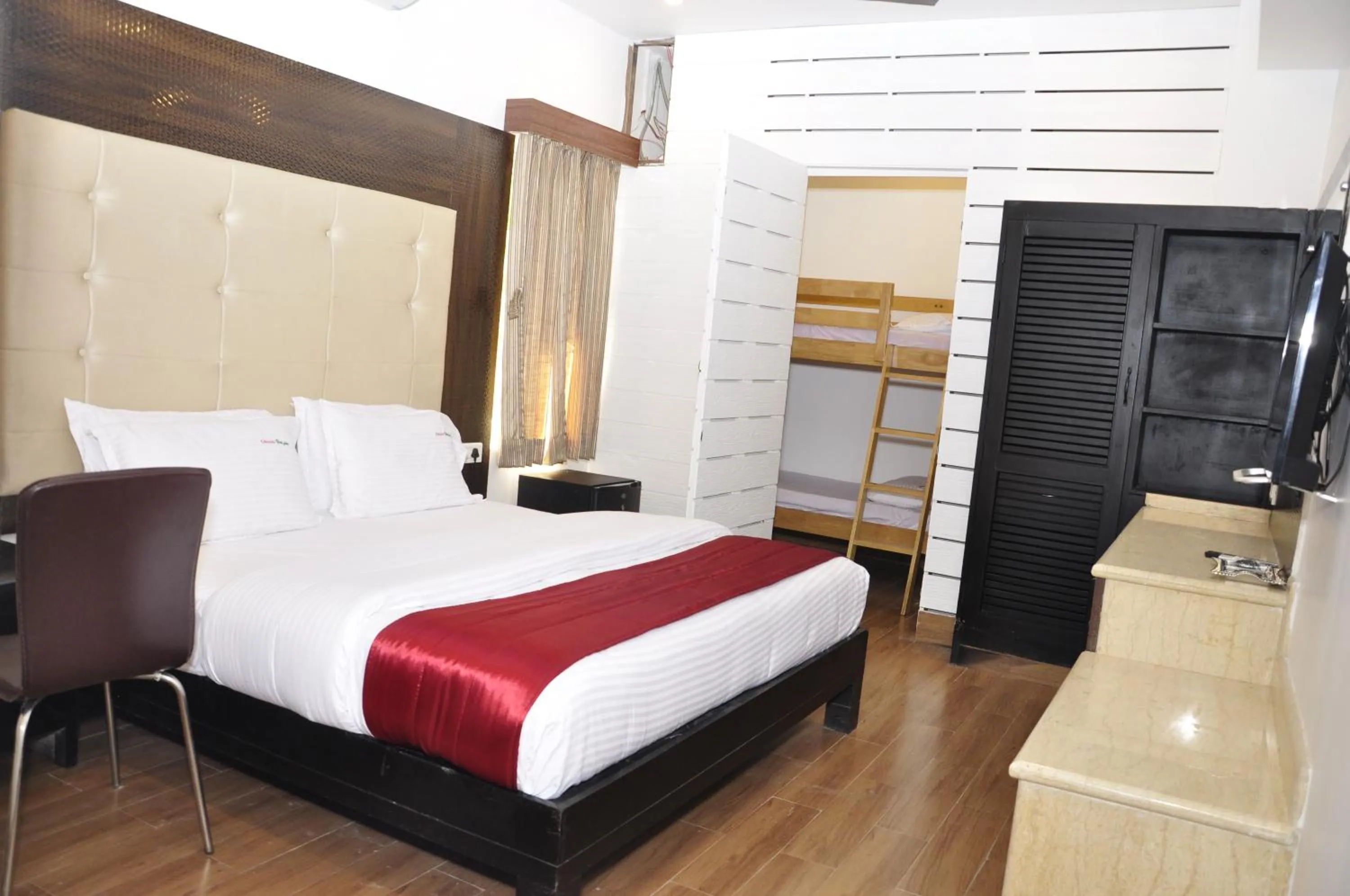 Bed in Hotel Grand Parkway