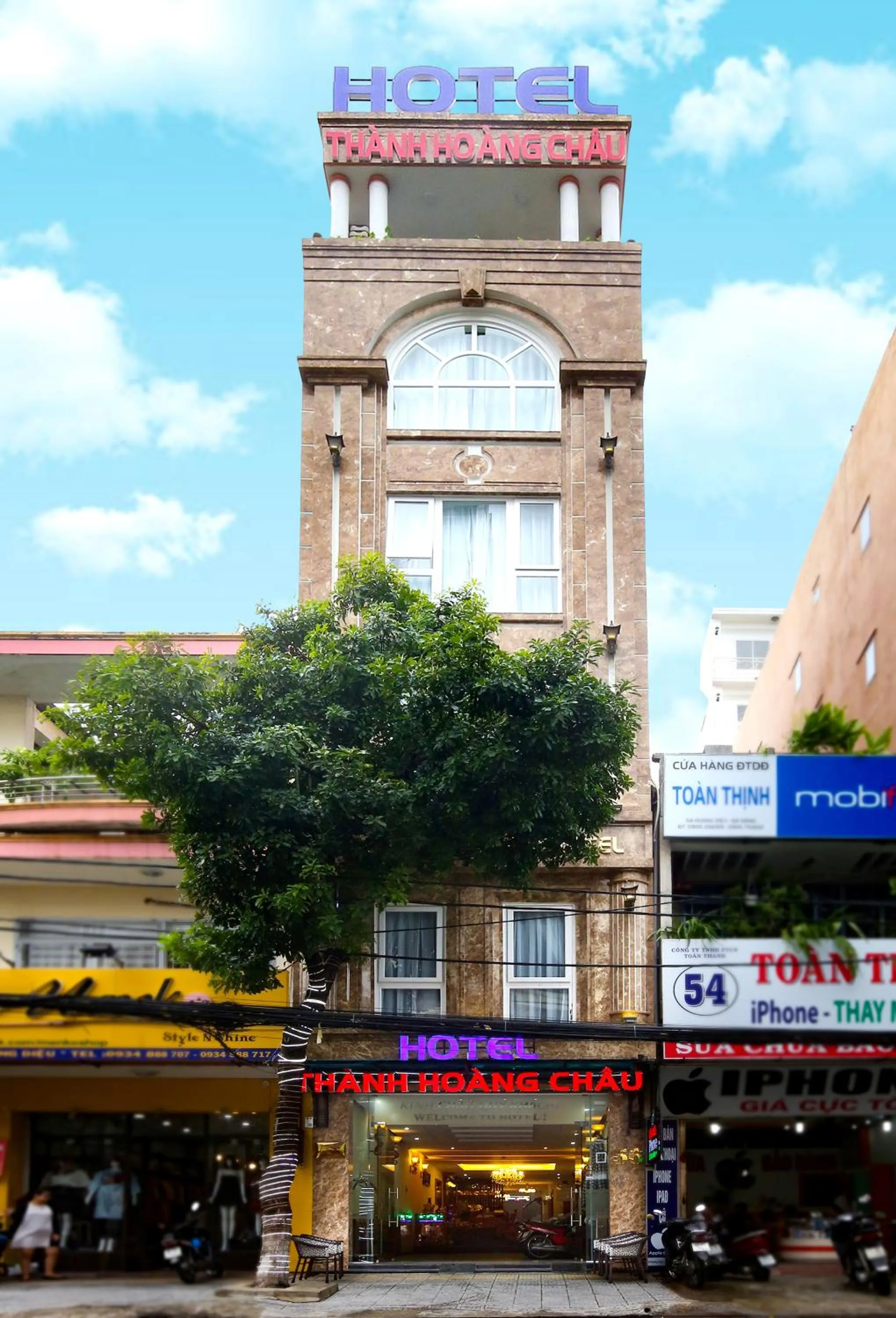 Facade/entrance in Thành Hoàng Châu Boutique Hotel