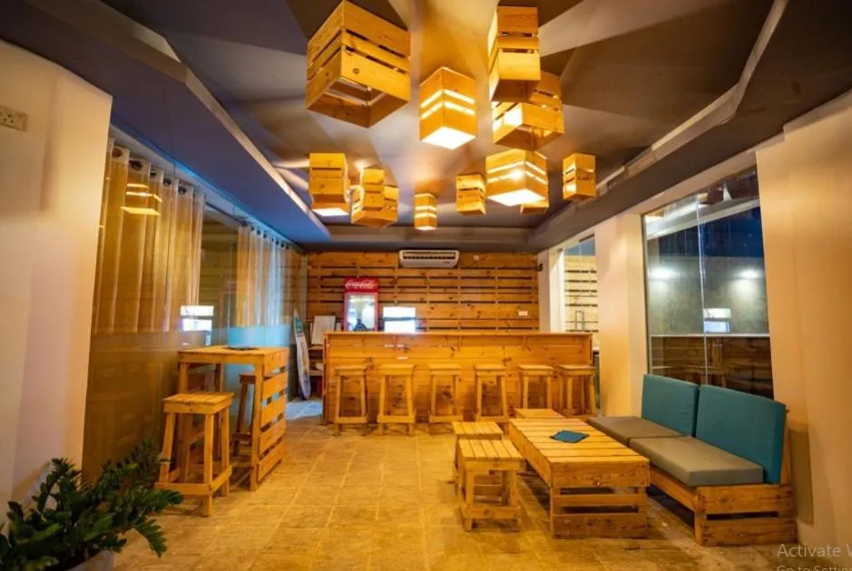 Hikkaduwa Beach Hotel