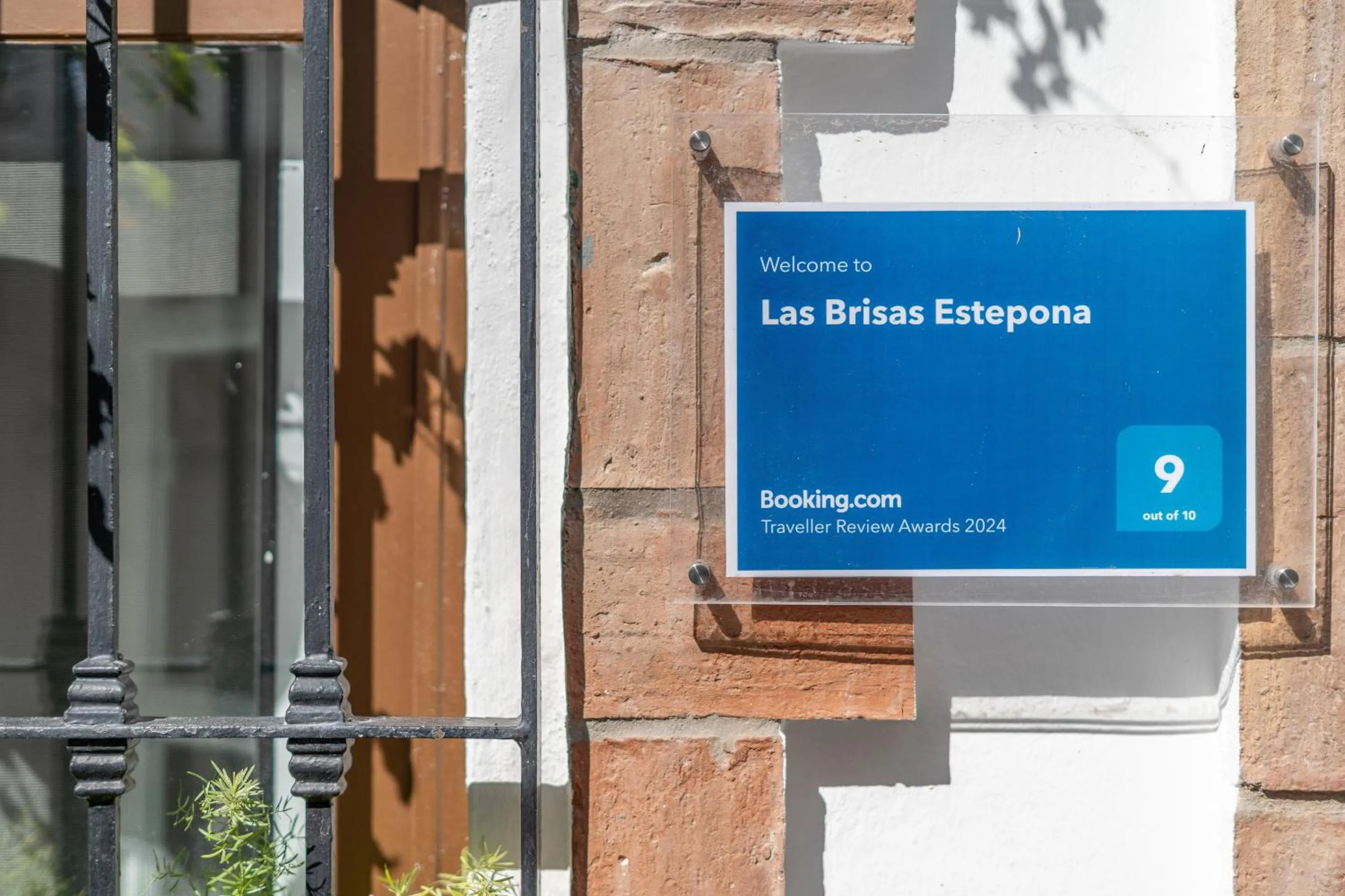 Property building in Las Brisas - Estepona Old Town