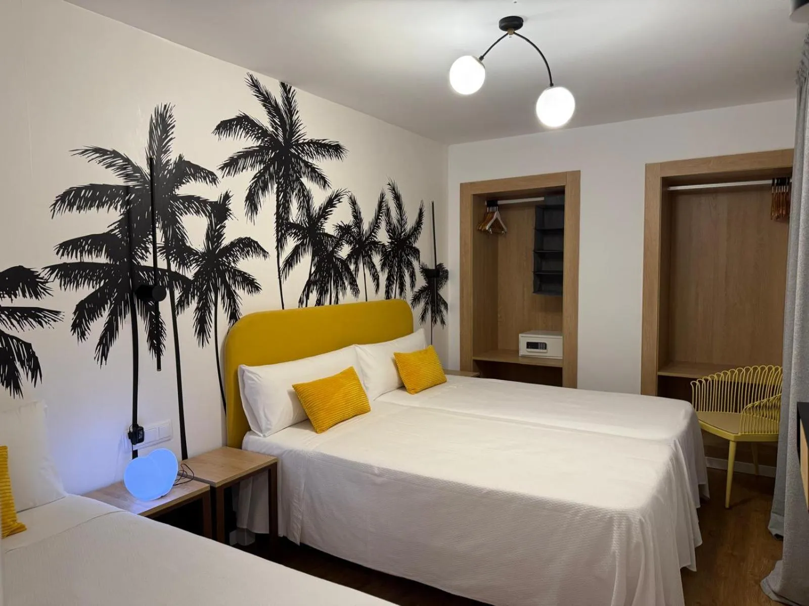 Bed in Aparthotel Boutique Poniente Playa