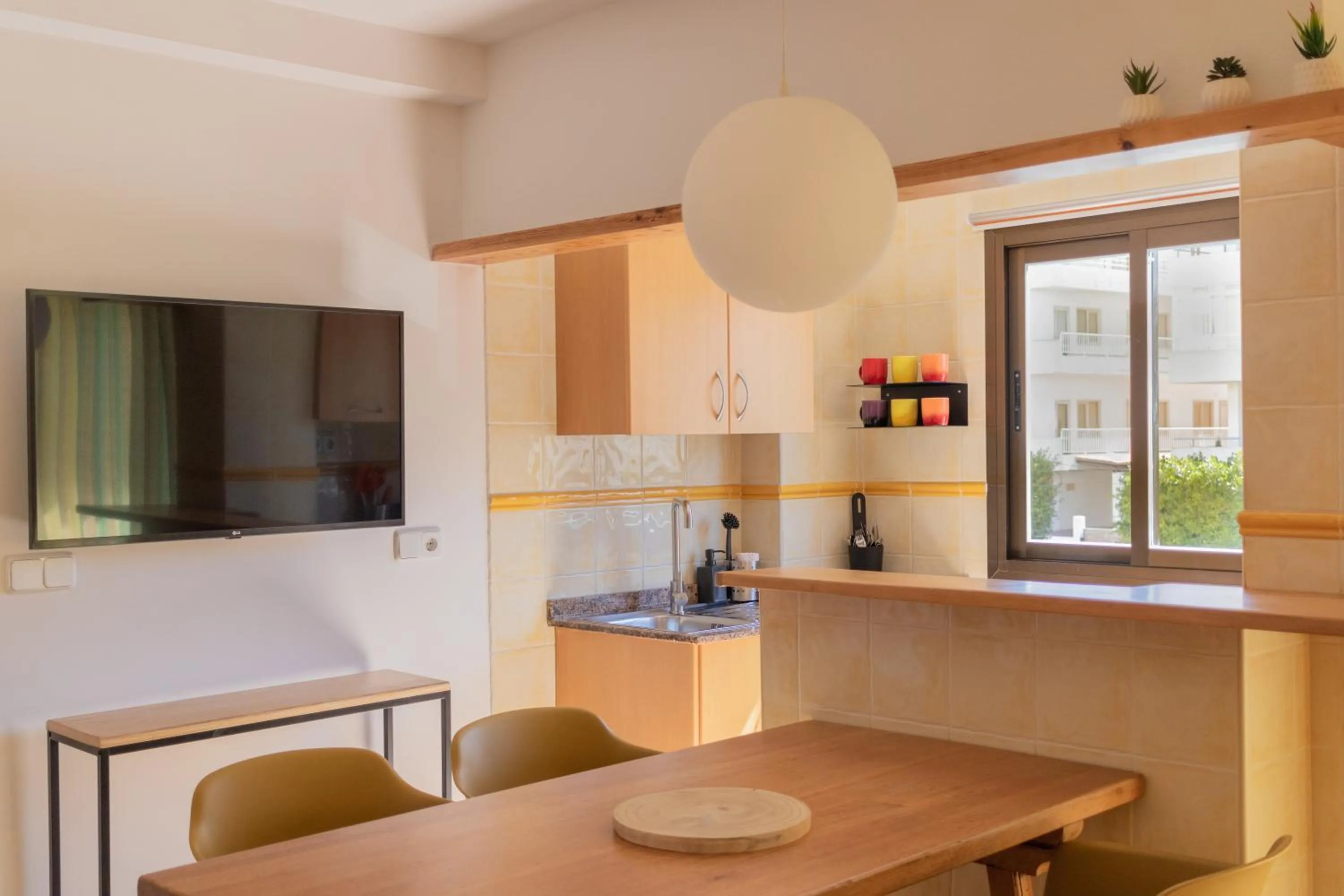 TV and multimedia in Boutique Apartments Poniente Playa