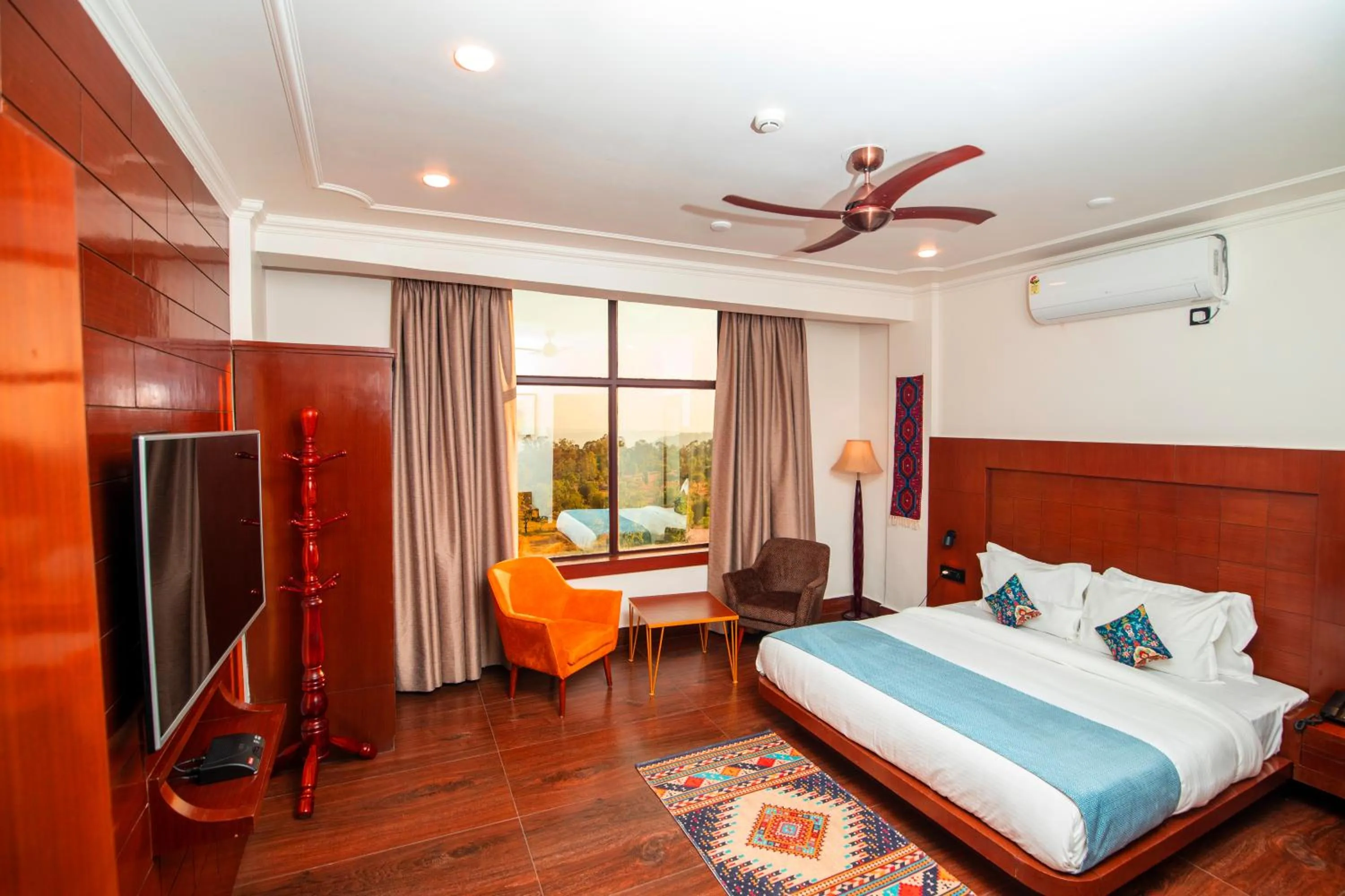 Bedroom in White Ridge Hotel