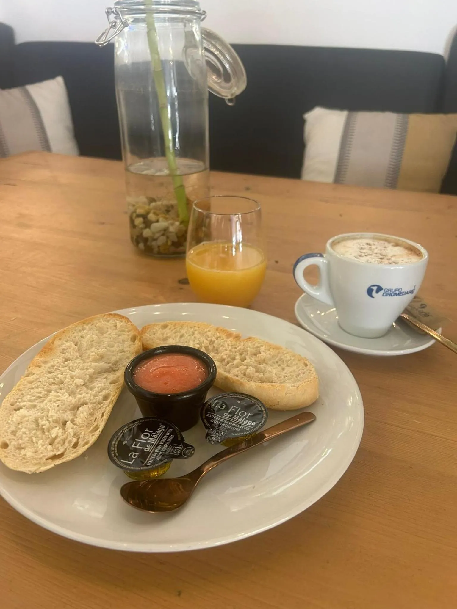 Breakfast in TAK Boutique Old Town con Parking bajo disponibilidad hasta 15 marzo 2026