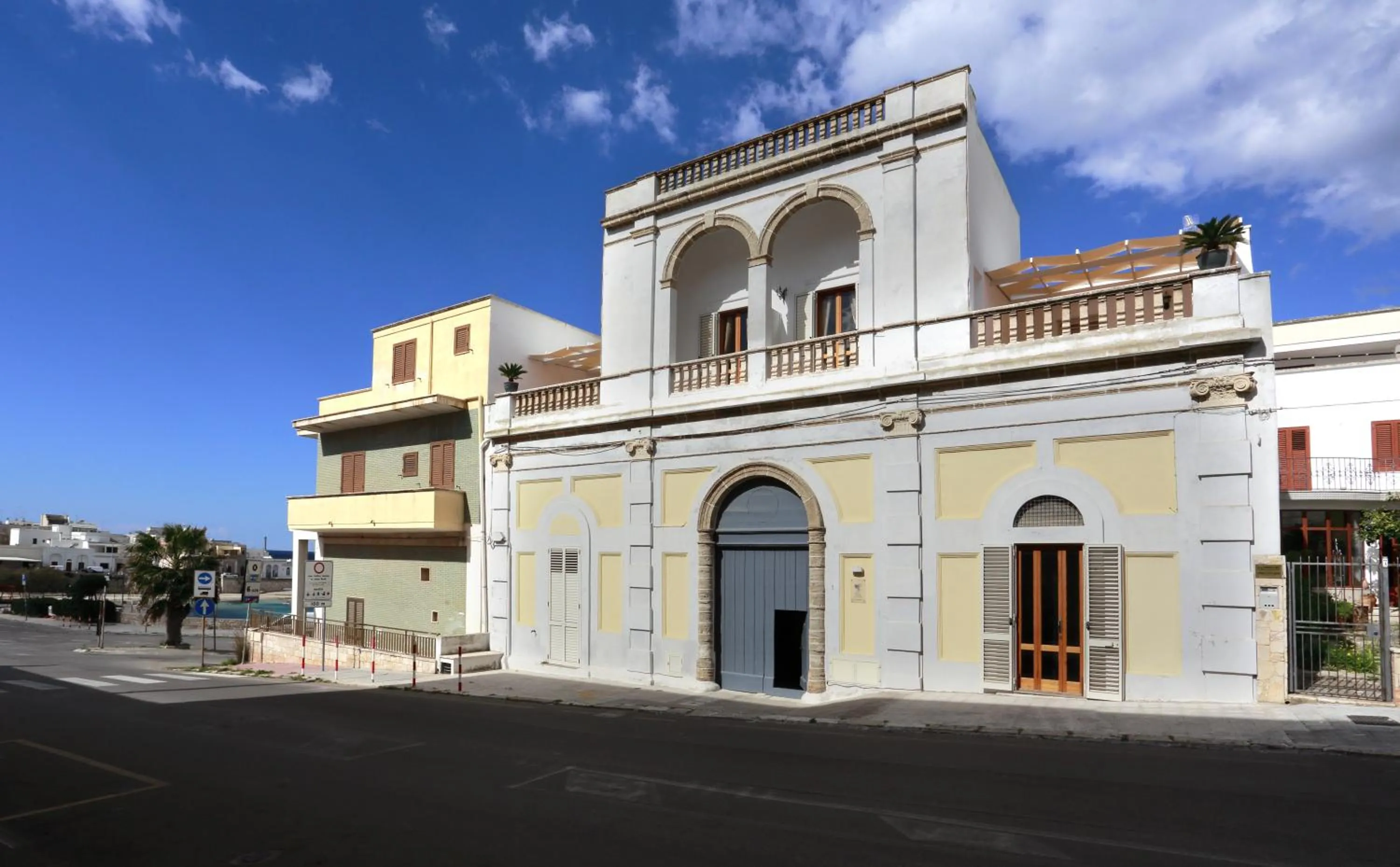 Two-Bedroom House in Palazzo Stapane