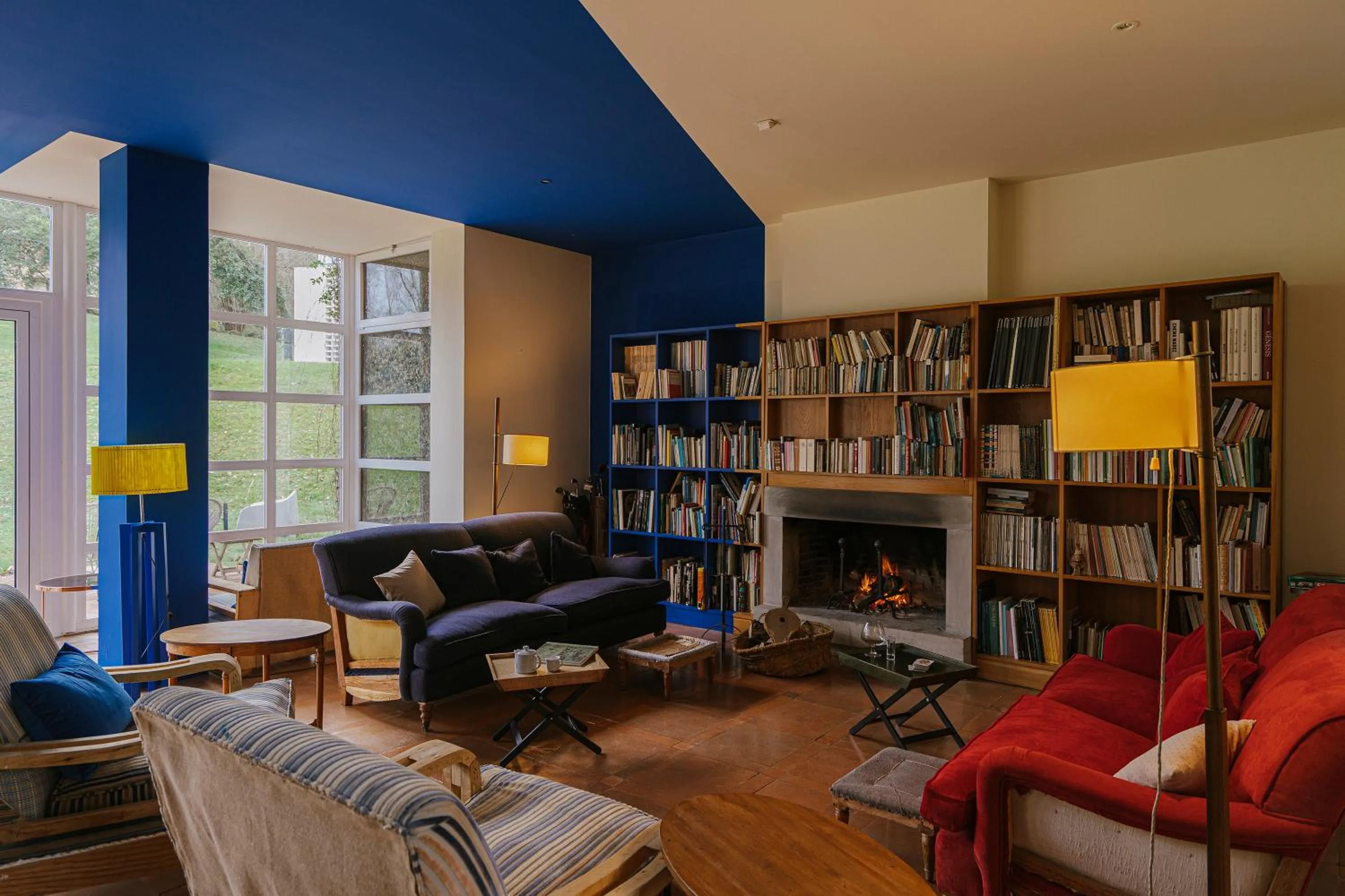 Property building in La Posada