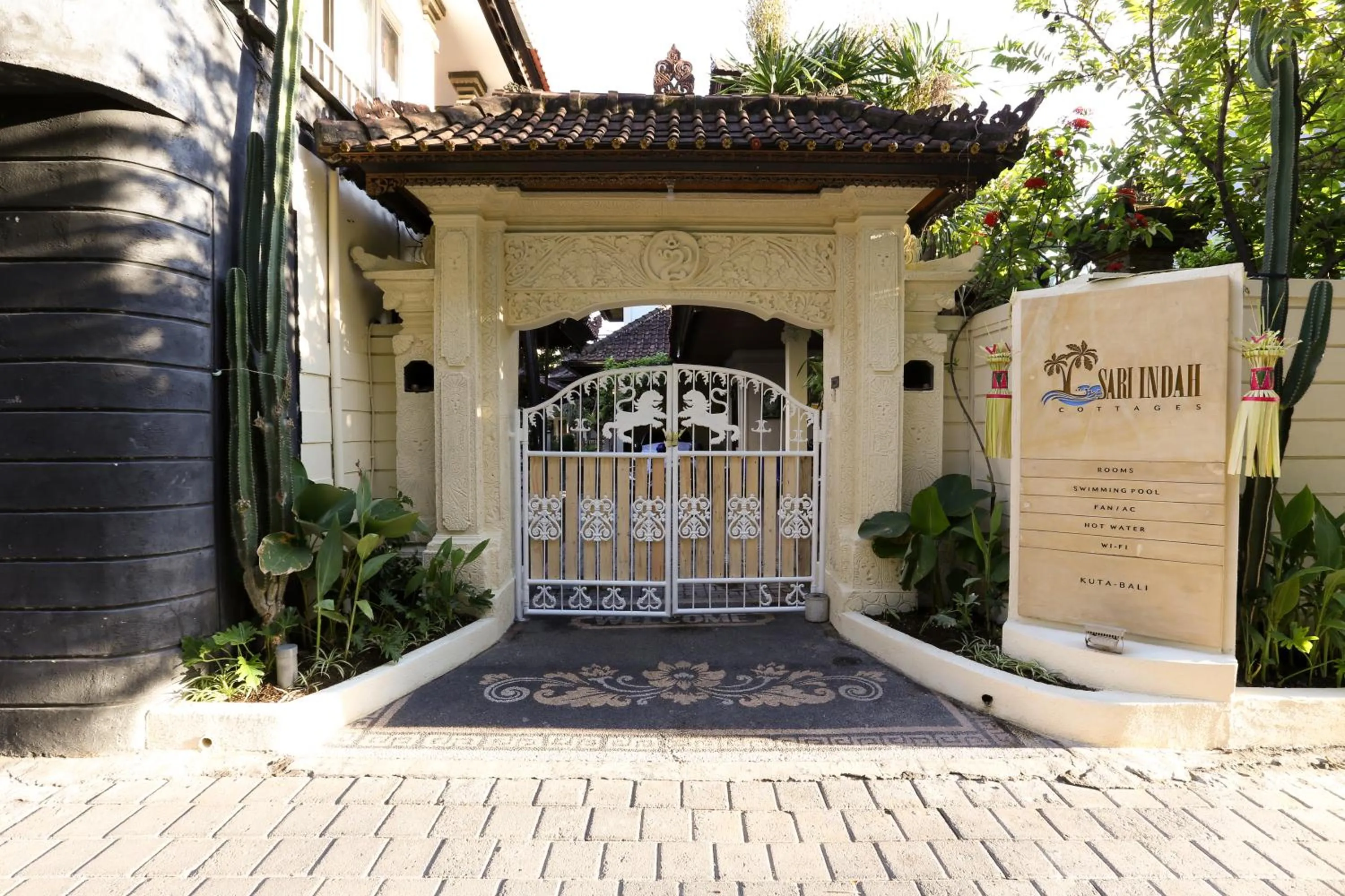 Day in Sari Indah Cottages