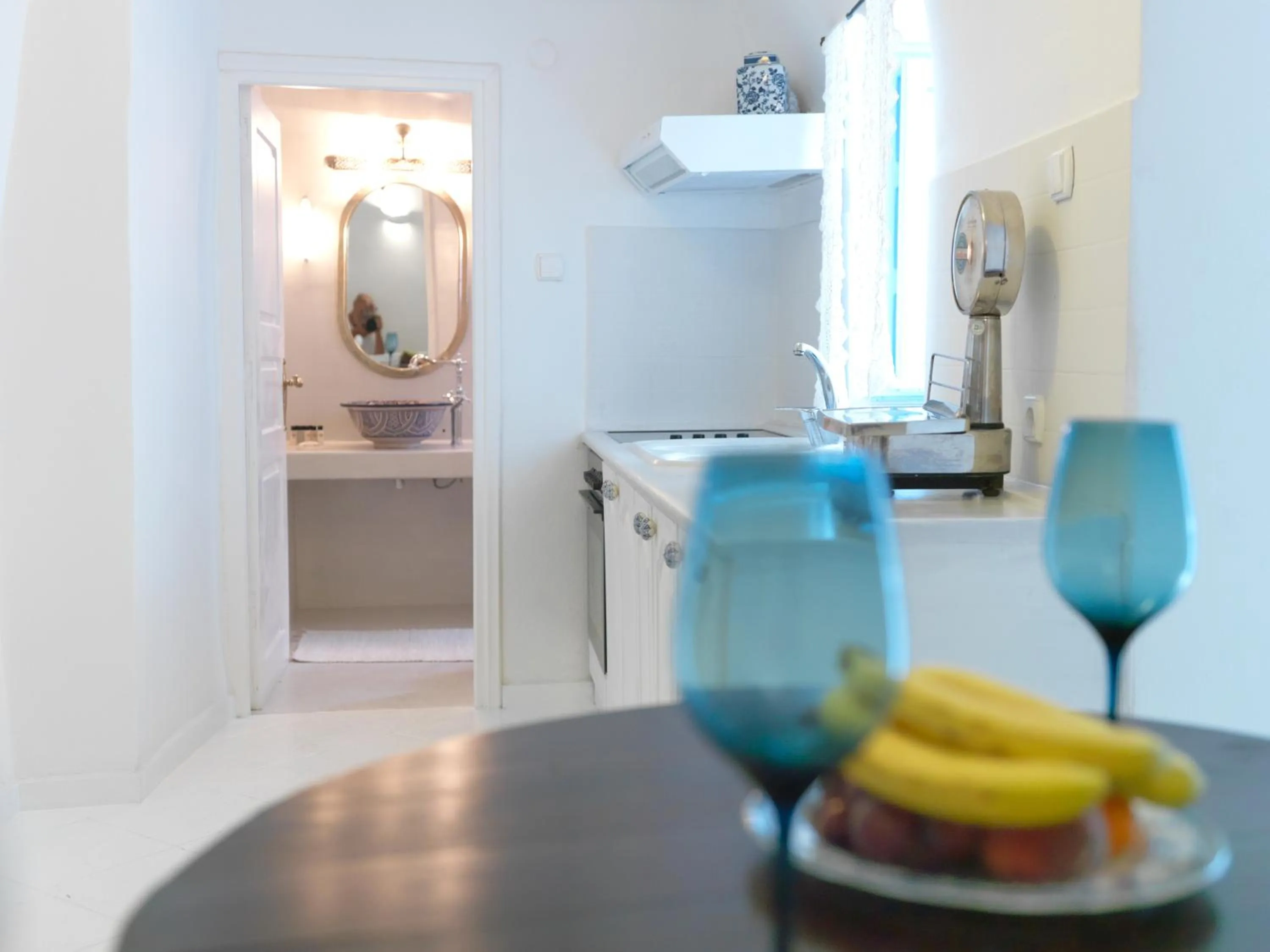 Kitchen or kitchenette in OIA UNIQUE HOMES by K&K