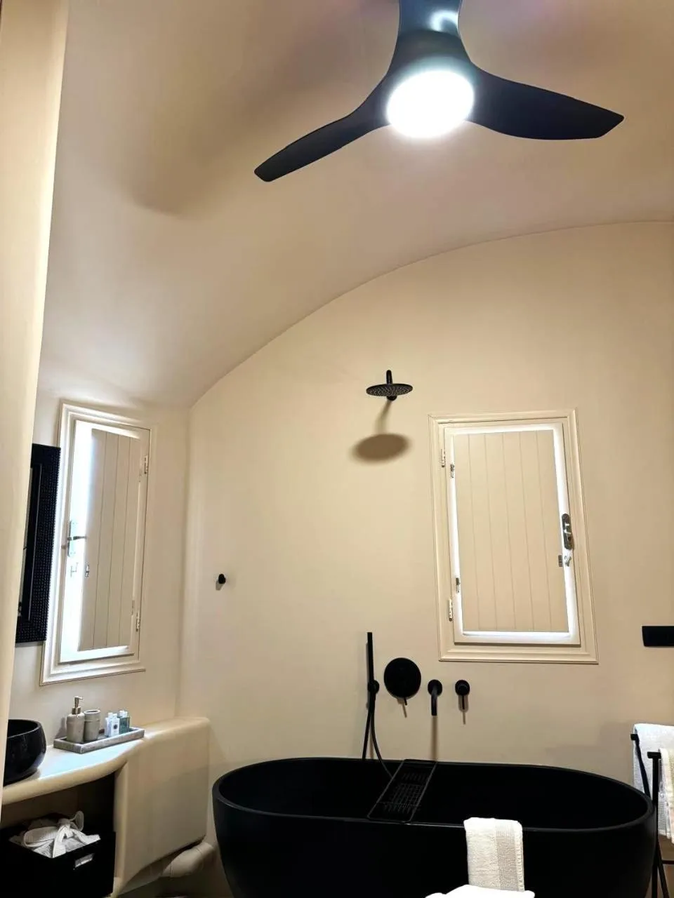 Bath in OIA UNIQUE HOMES by K&K