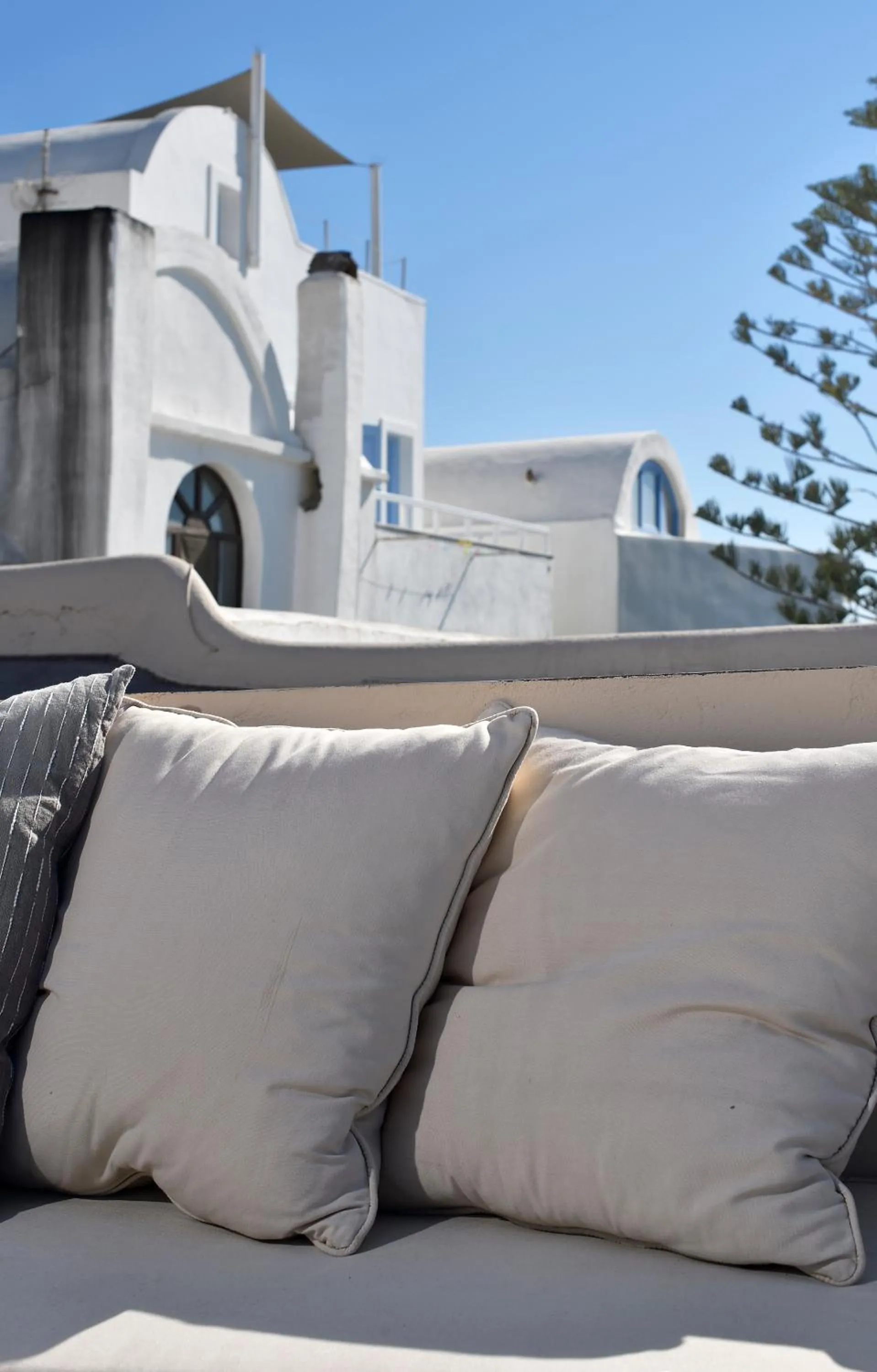 Balcony/Terrace in OIA UNIQUE HOMES by K&K