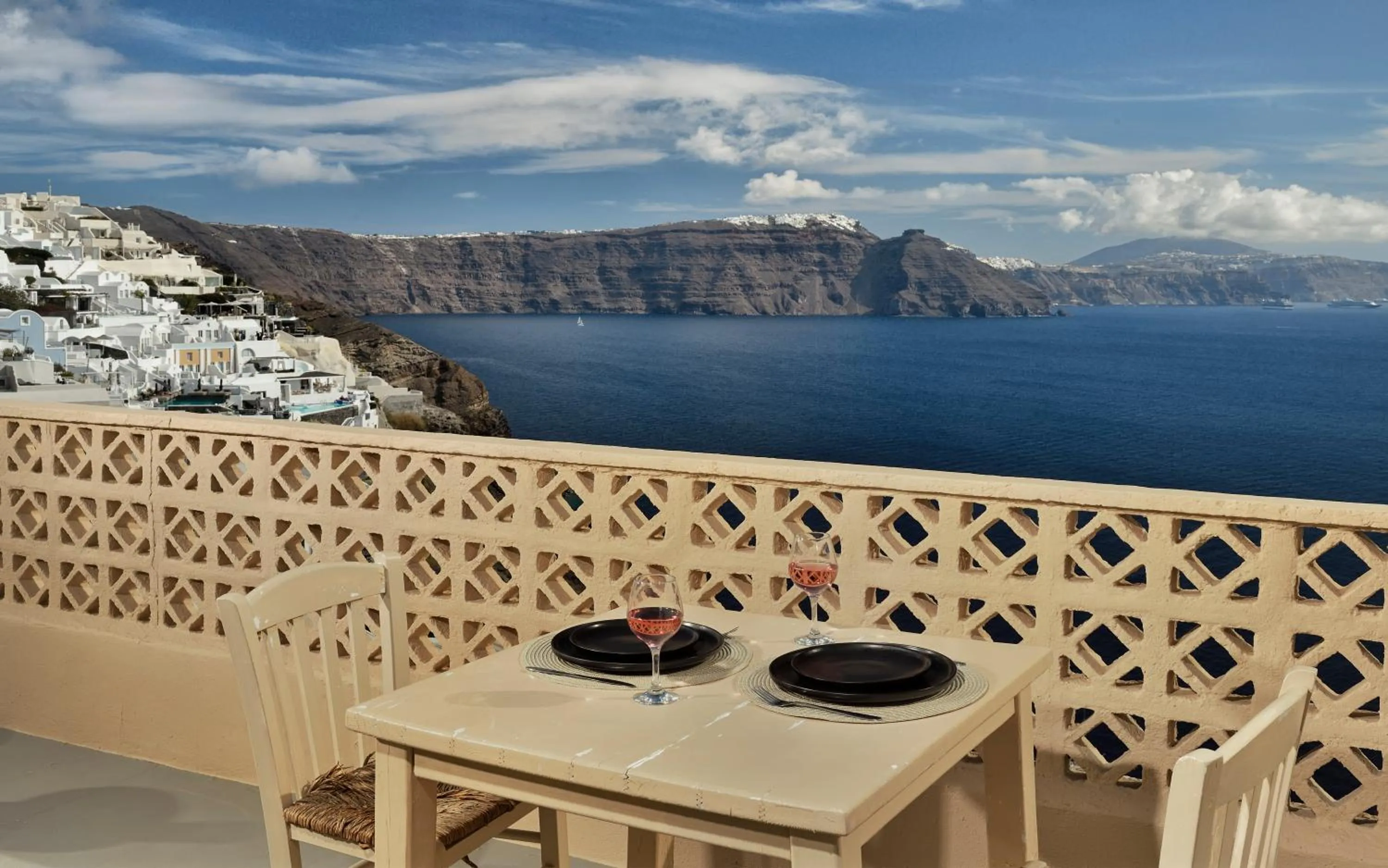 Sea view in OIA UNIQUE HOMES by K&K