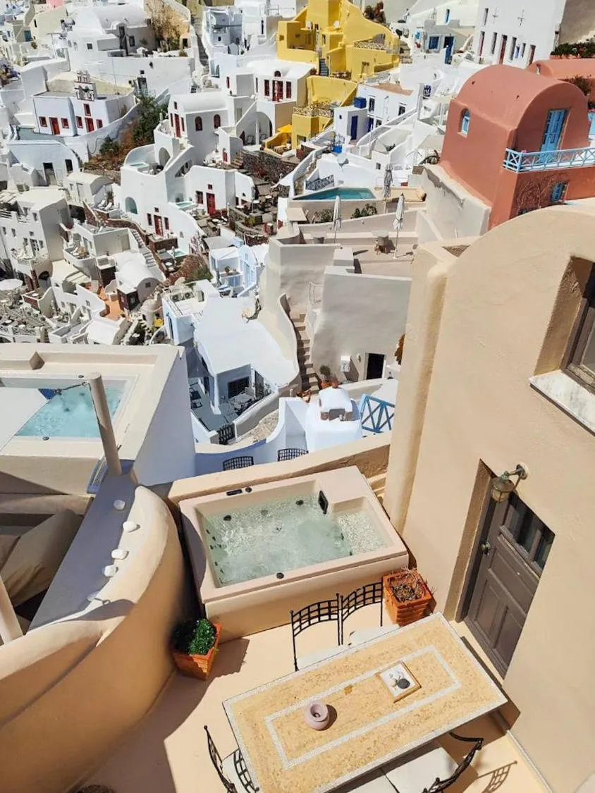 Bird's eye view in OIA UNIQUE HOMES by K&K