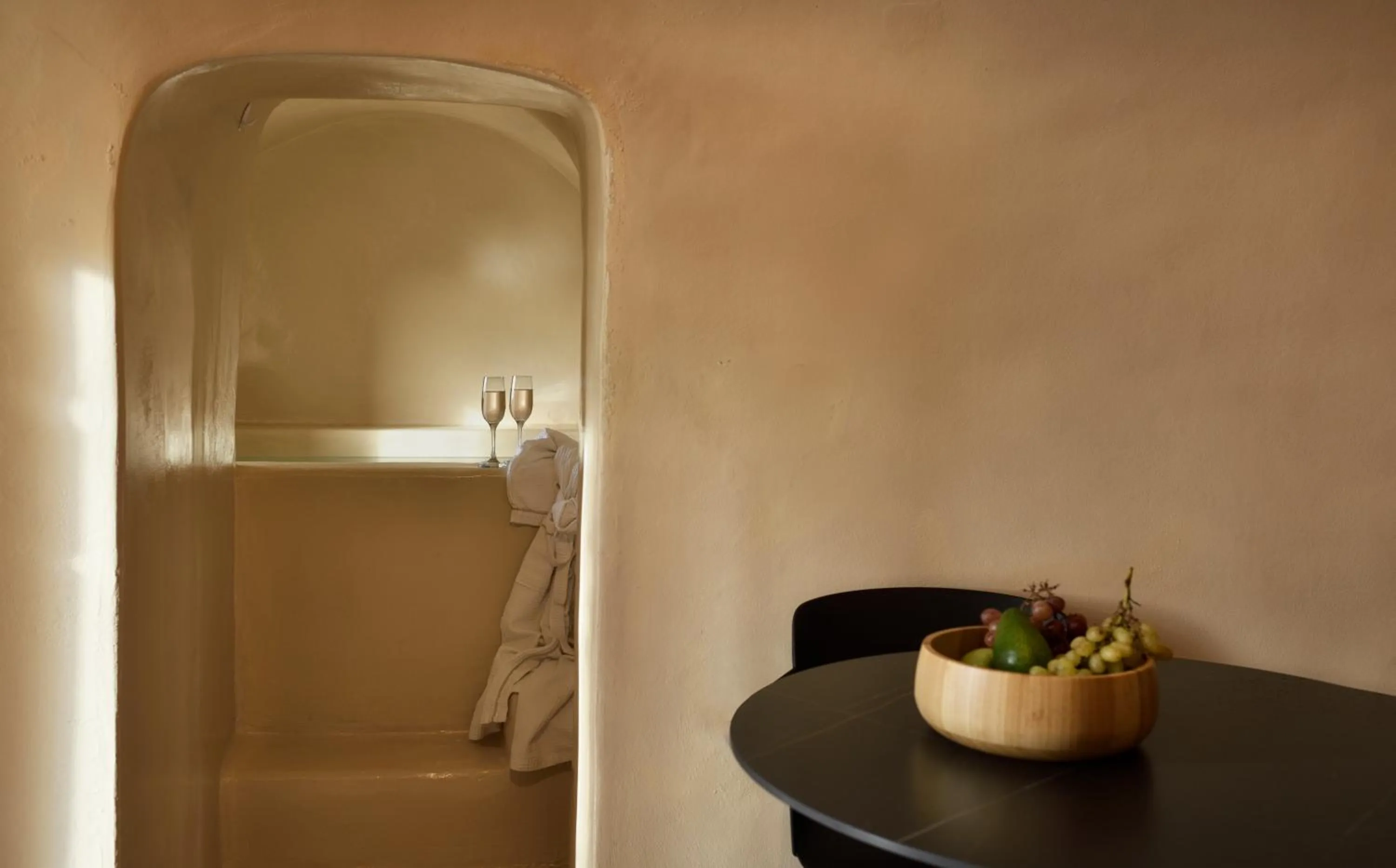 Hot Tub in OIA UNIQUE HOMES by K&K