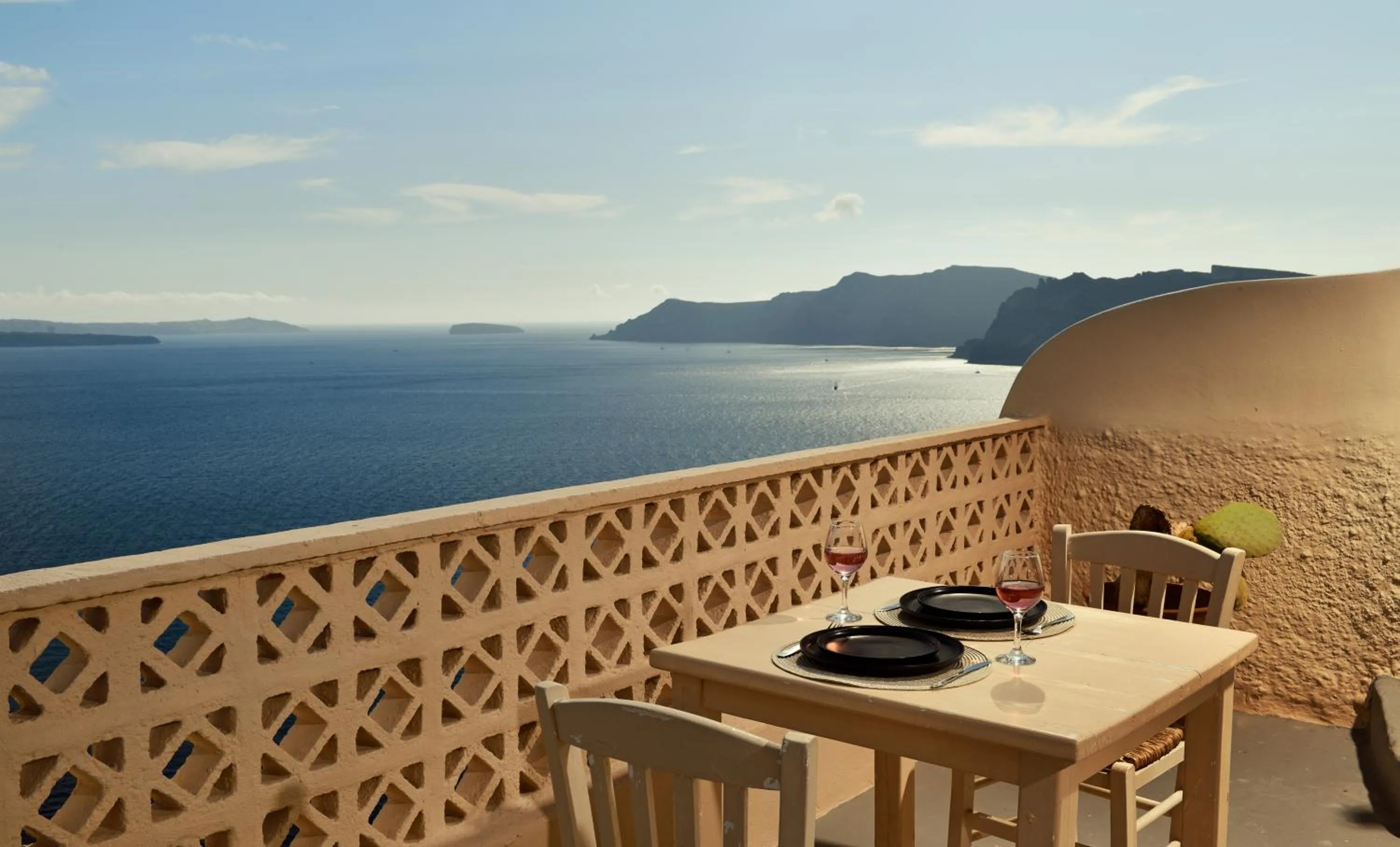 Balcony/Terrace in OIA UNIQUE HOMES by K&K